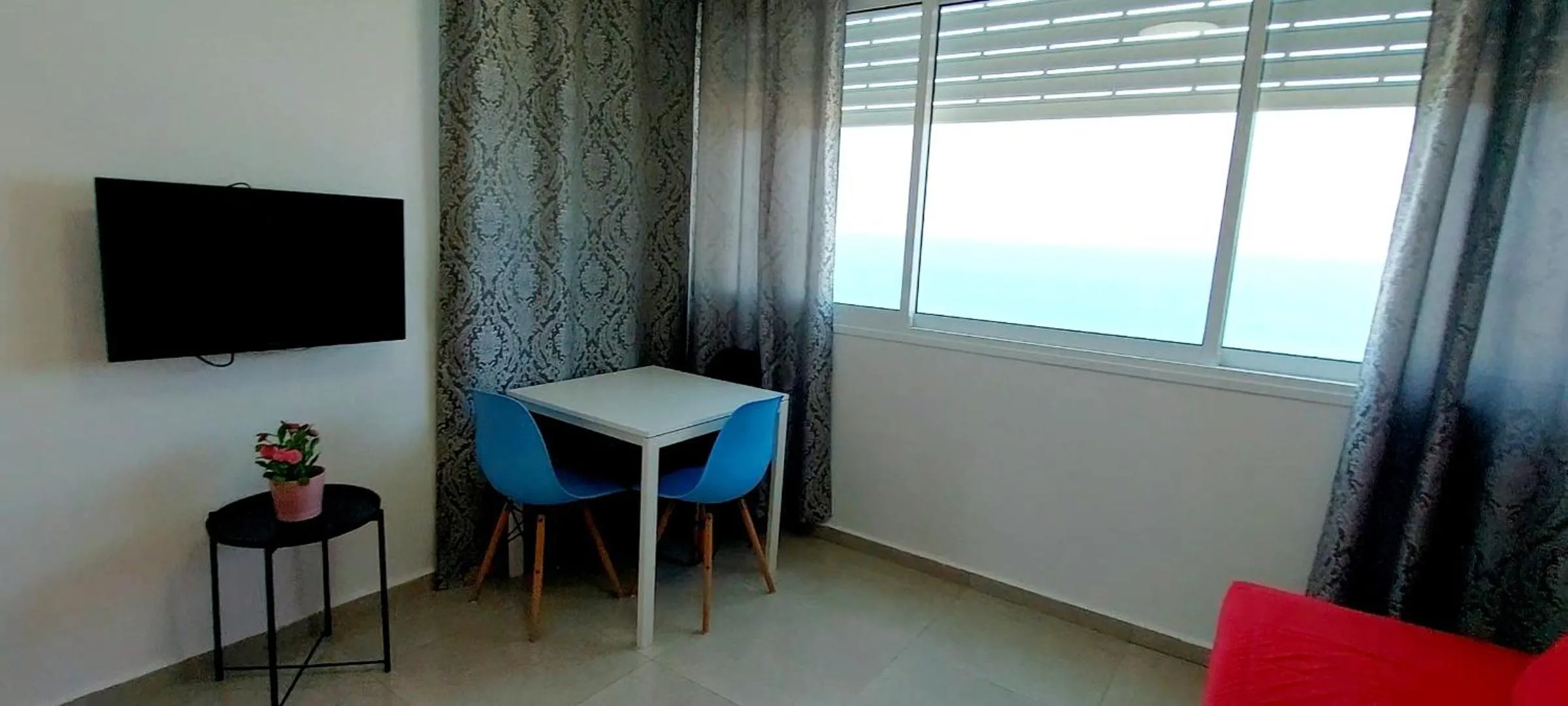 Dining area in 612 apartment on the beach