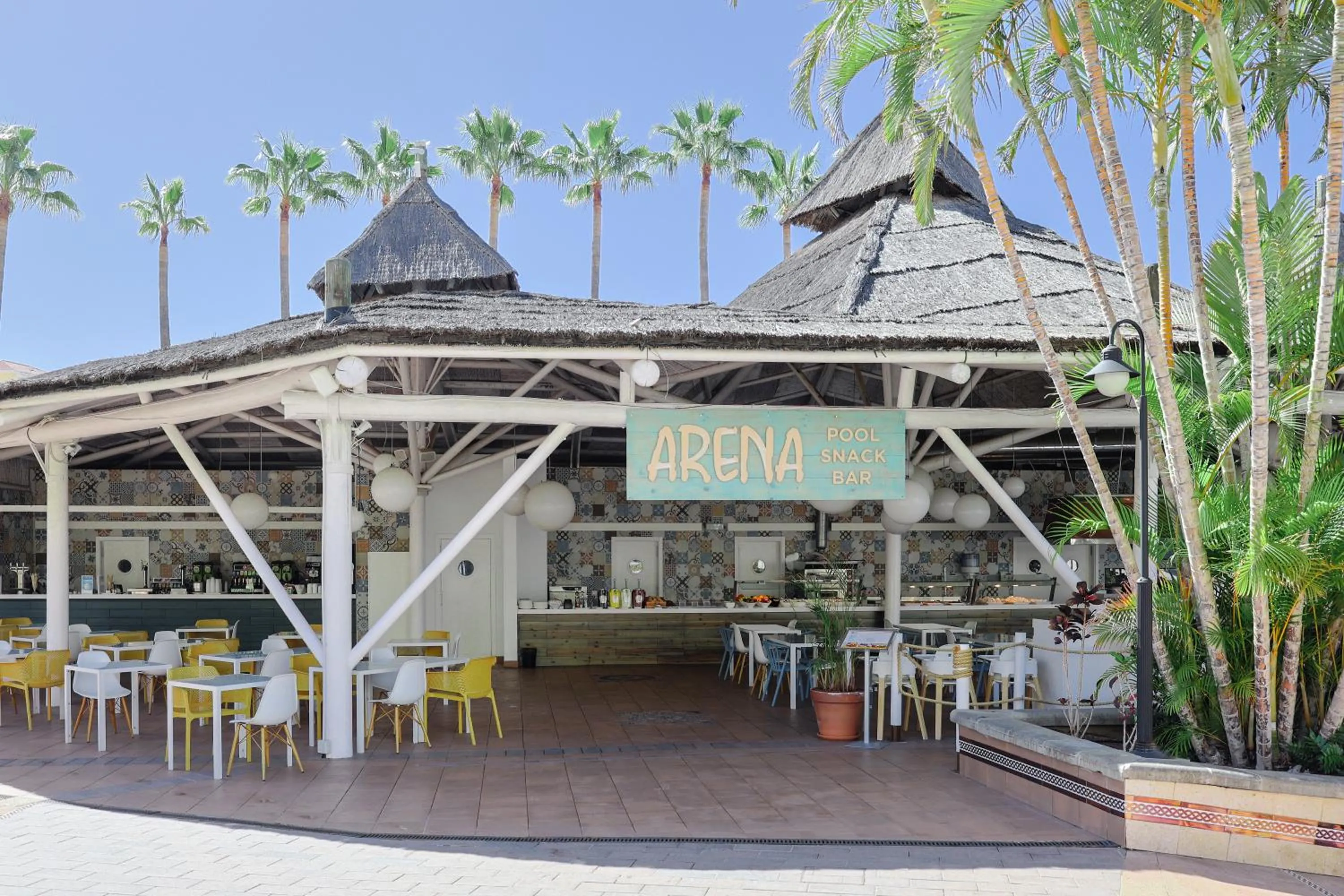 Restaurant/places to eat in Landmar Playa La Arena