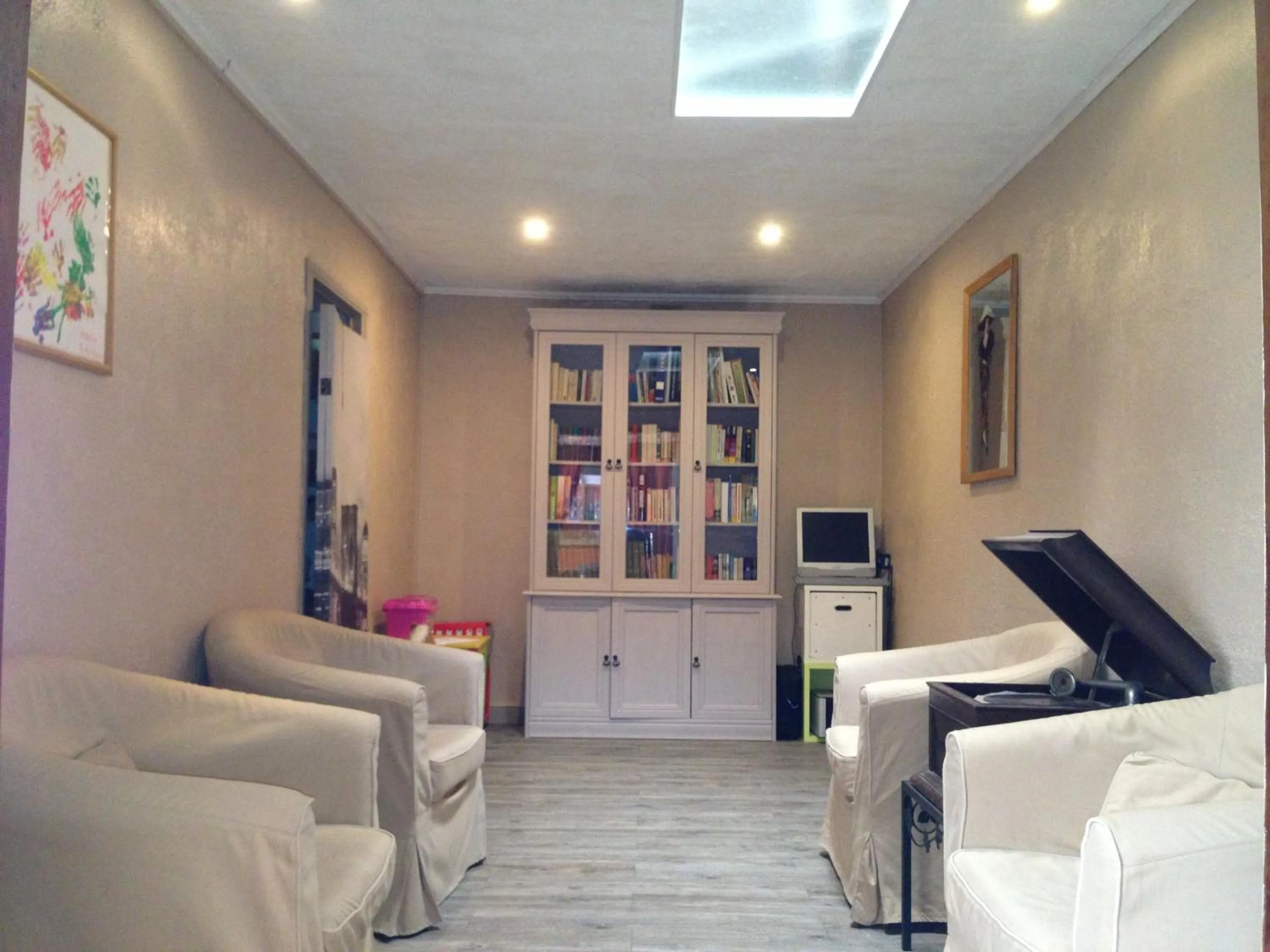 Library in Hotel Chalet De L'isere