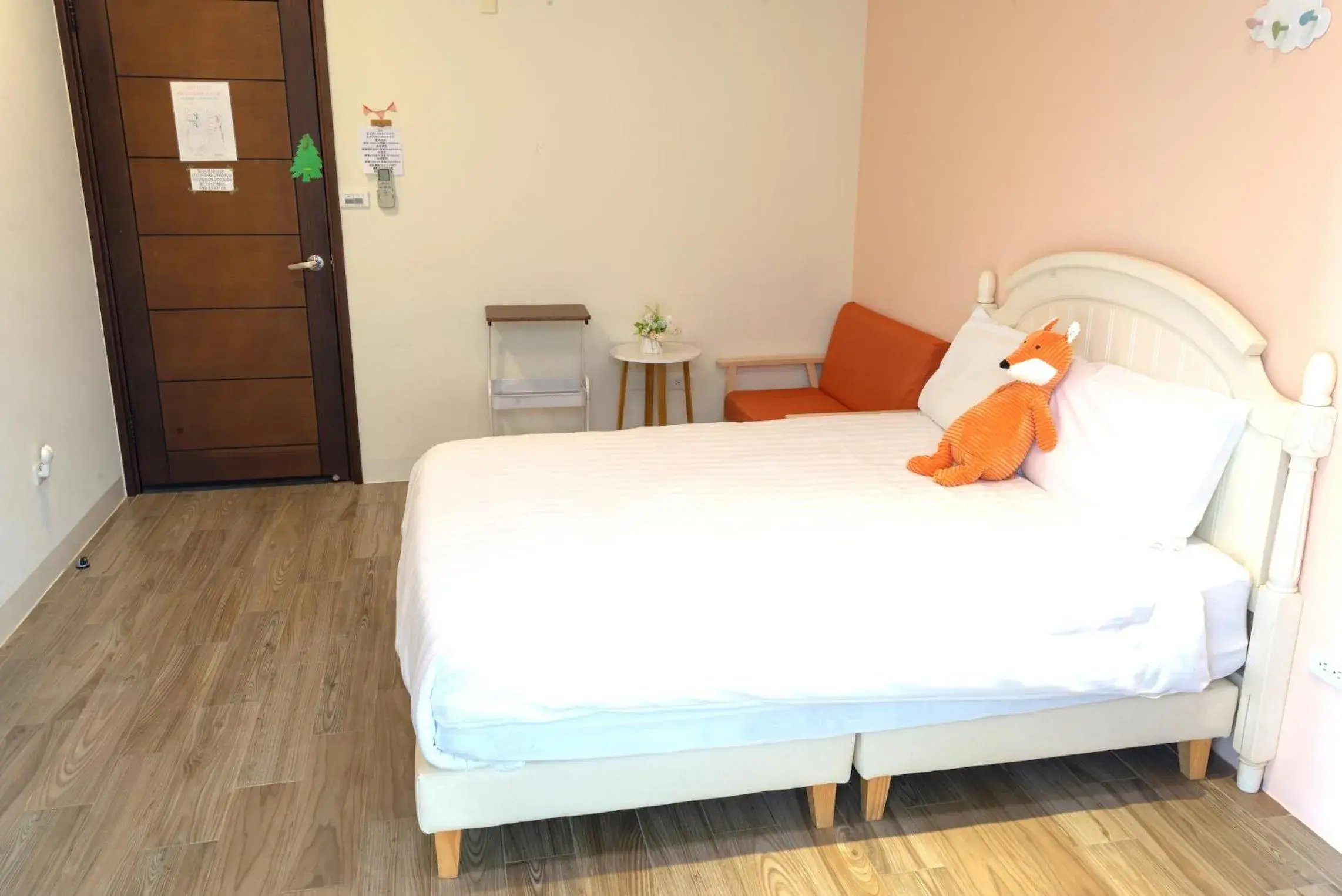 Standard Double Room in Rainbow Field House Standard Double Room in Rainbow Field House