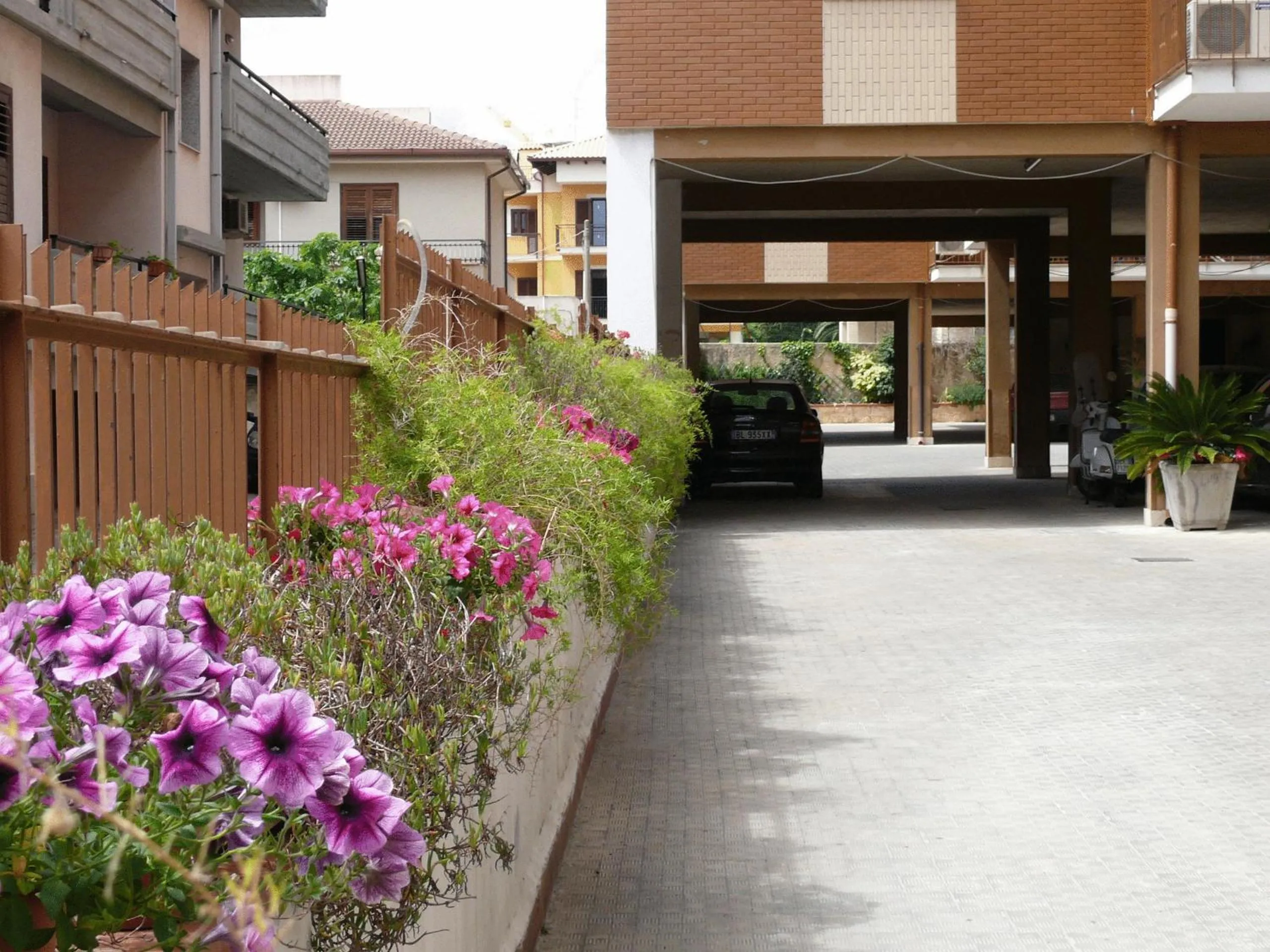 Property building in Residence Royal