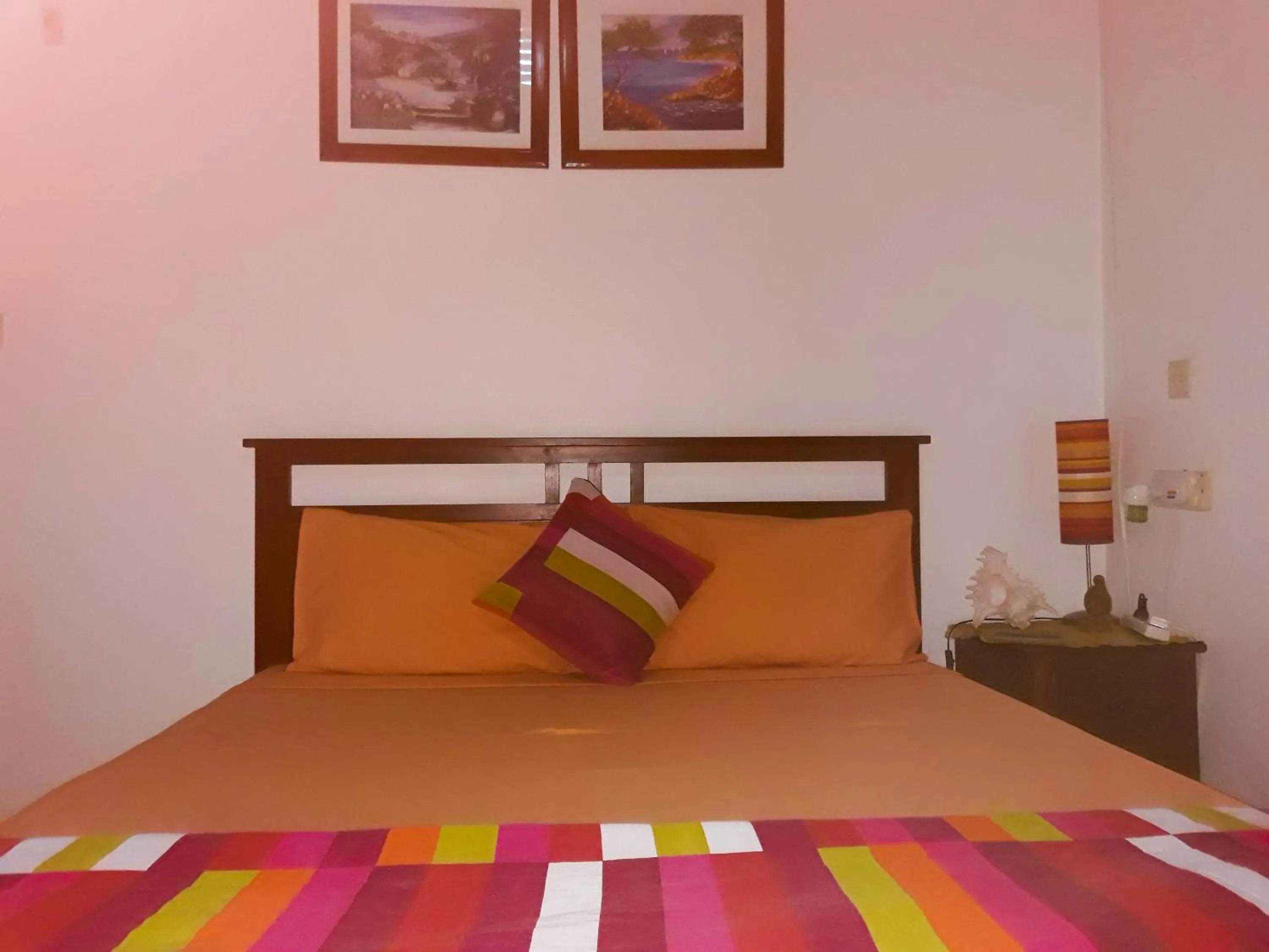 Bed in Flo Villa