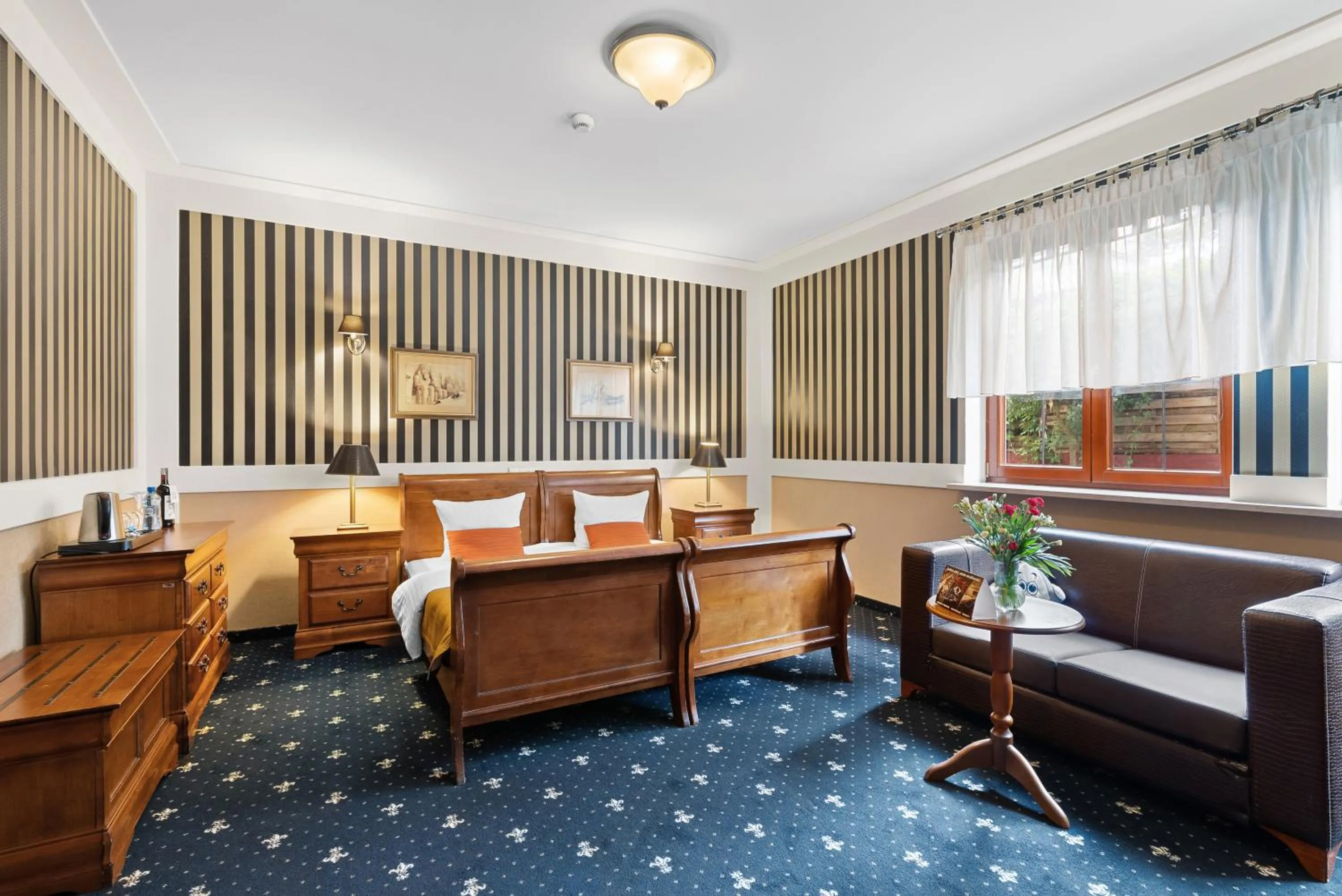 Bed in Hotel Diament Bella Notte Katowice - Chorzów