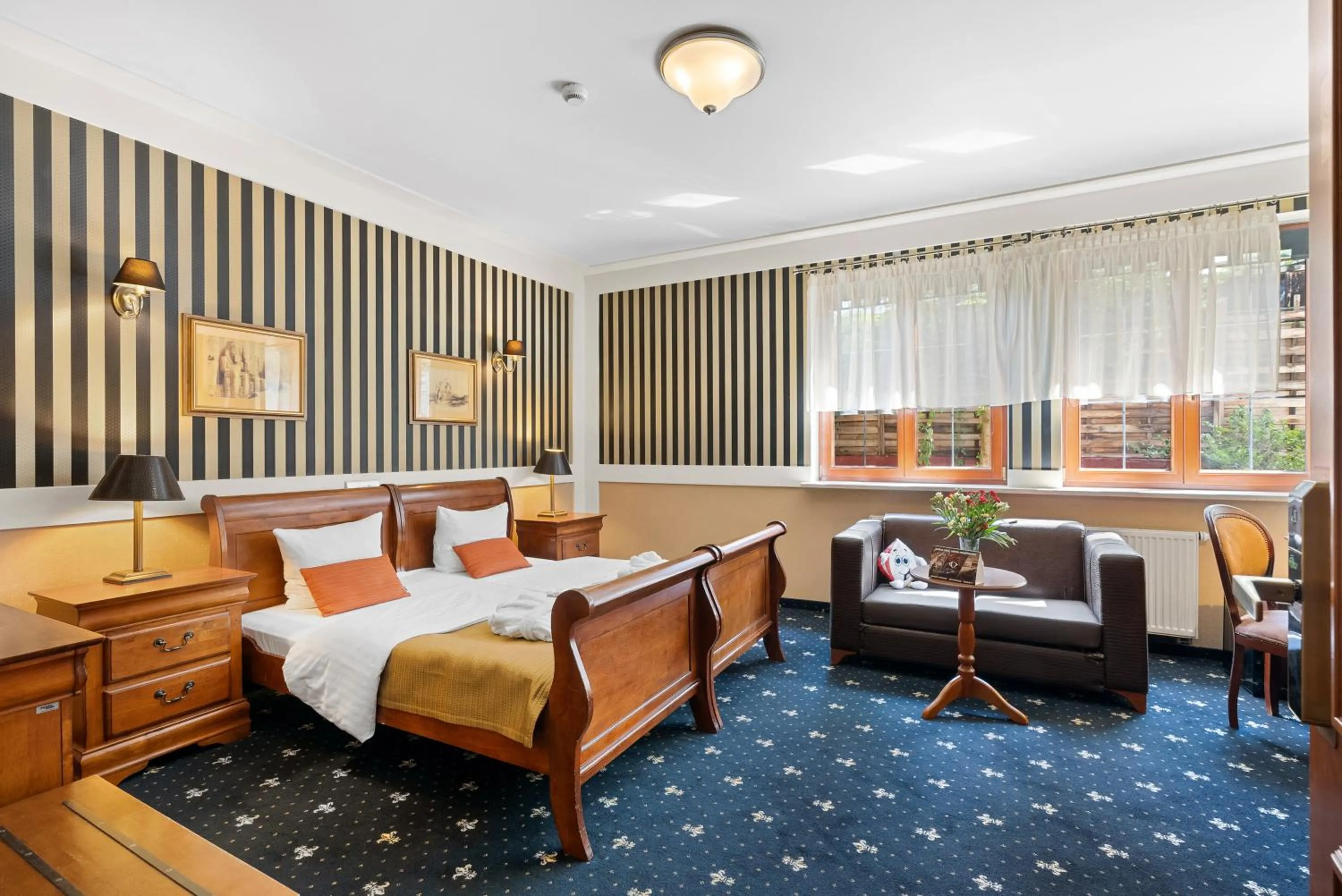 Bed in Hotel Diament Bella Notte Katowice - Chorzów