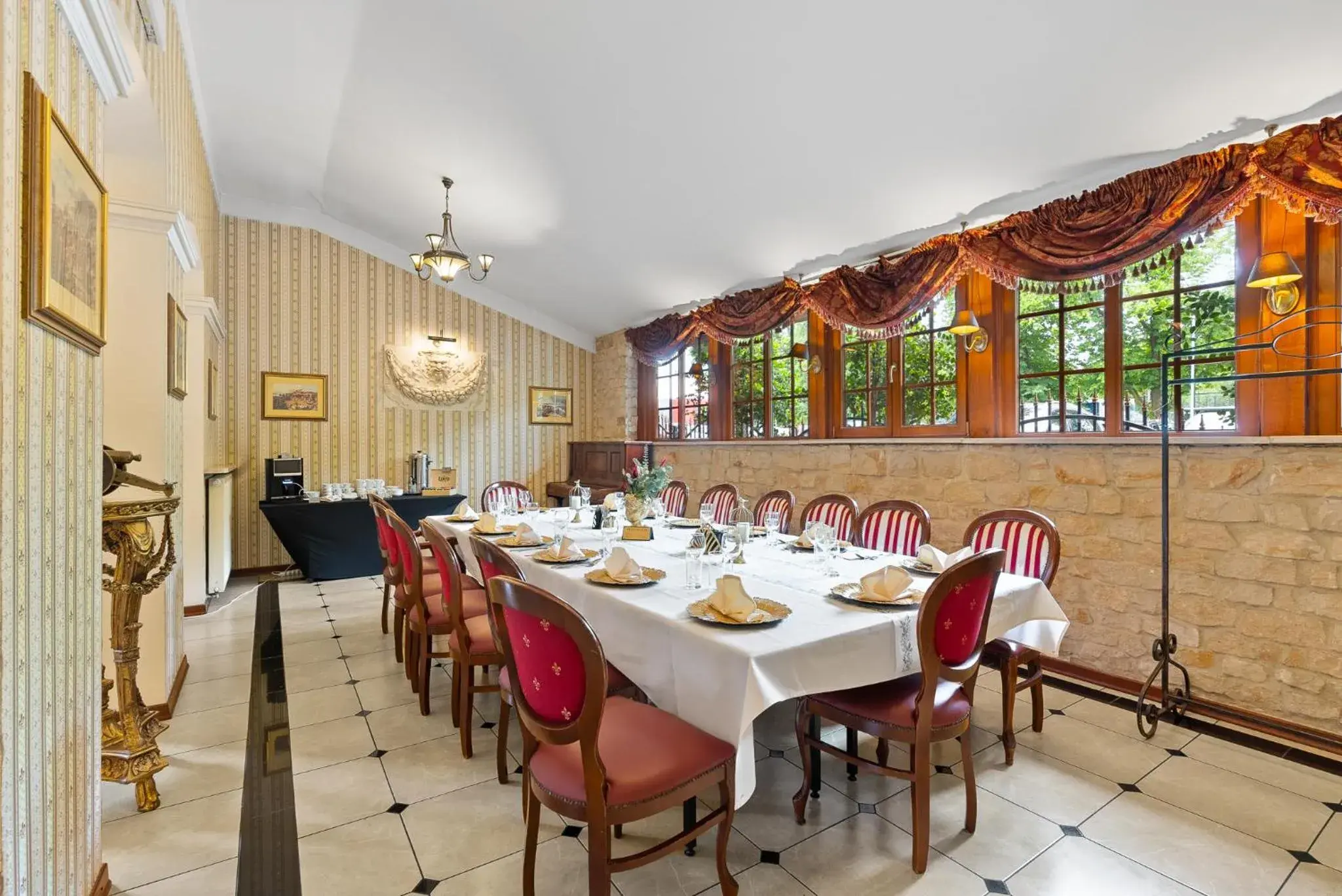 Restaurant/places to eat in Hotel Diament Bella Notte Katowice - Chorzów Restaurant/places to eat in Hotel Diament Bella Notte Katowice - Chorzów