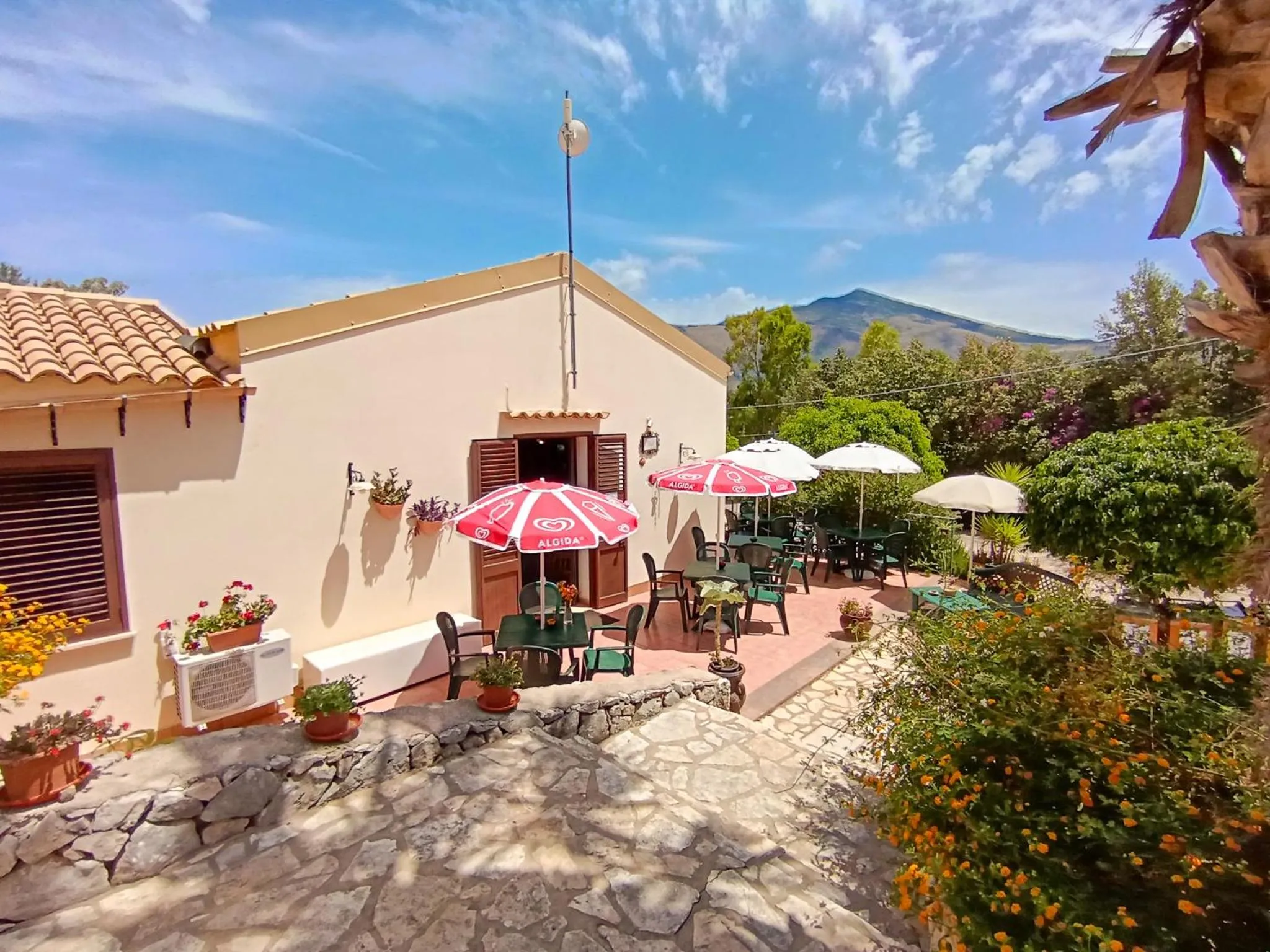 Property building in Hotel Grotticelli