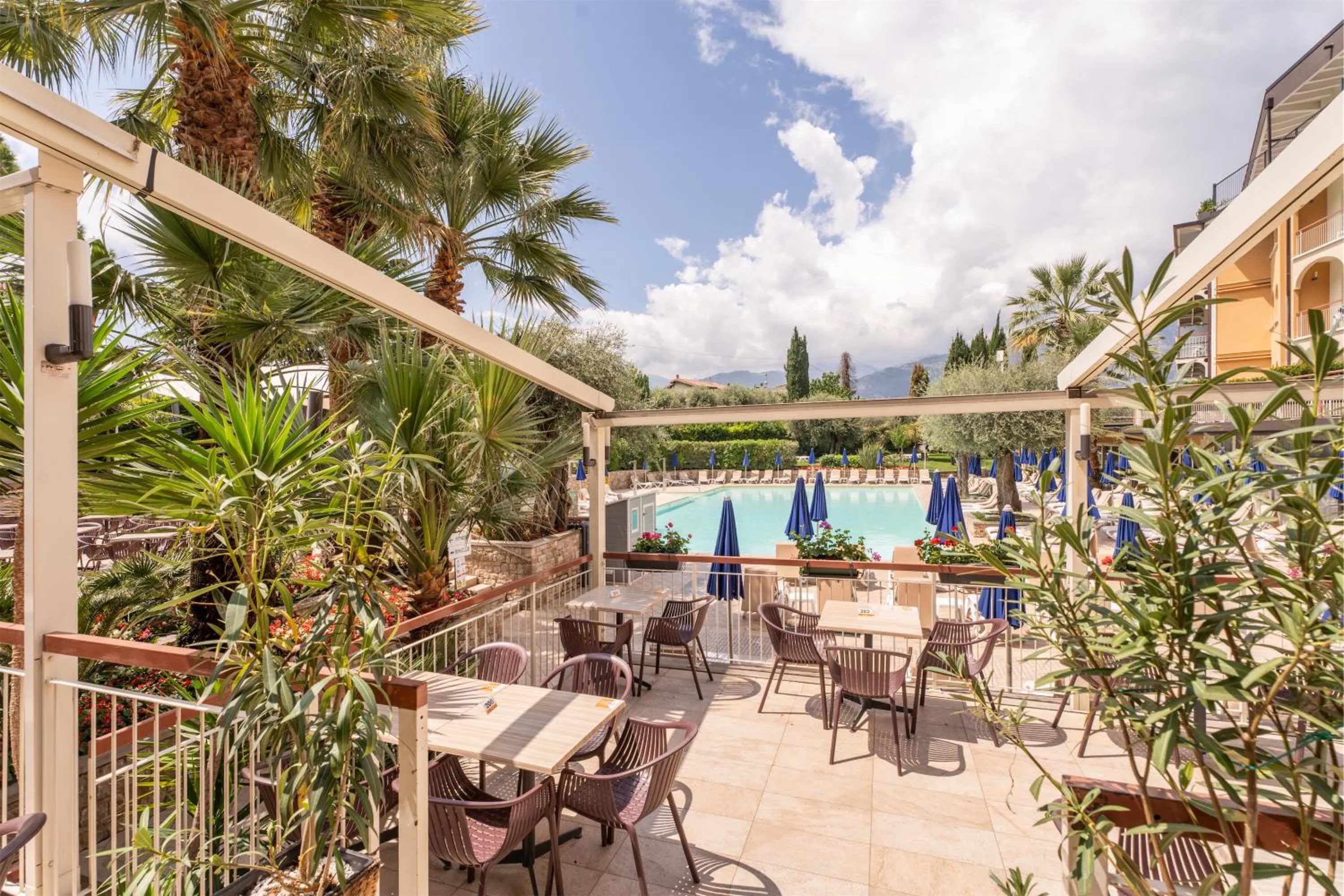 Property building in Majestic Palace