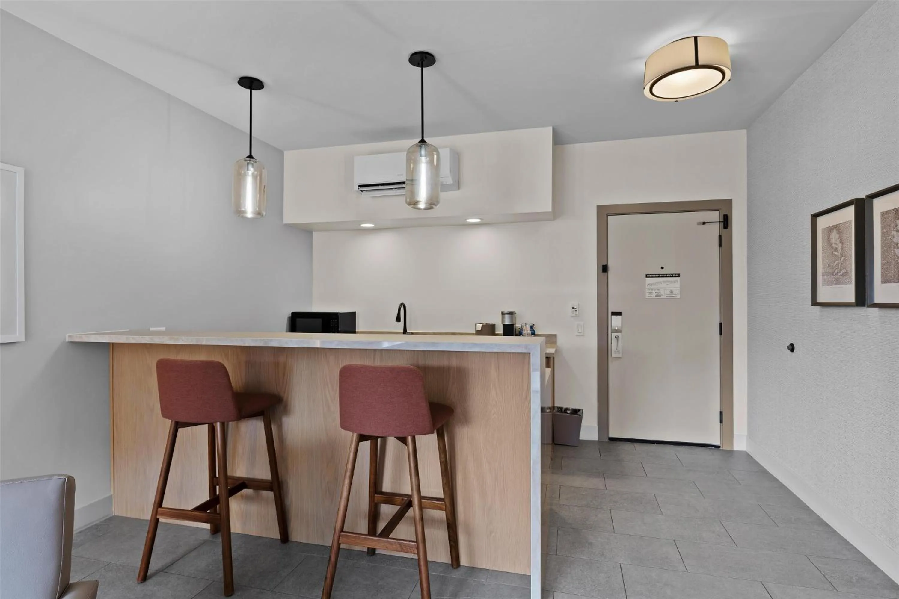 Photo of the whole room in Hotel De Novo Springdale, Tapestry Collection by Hilton