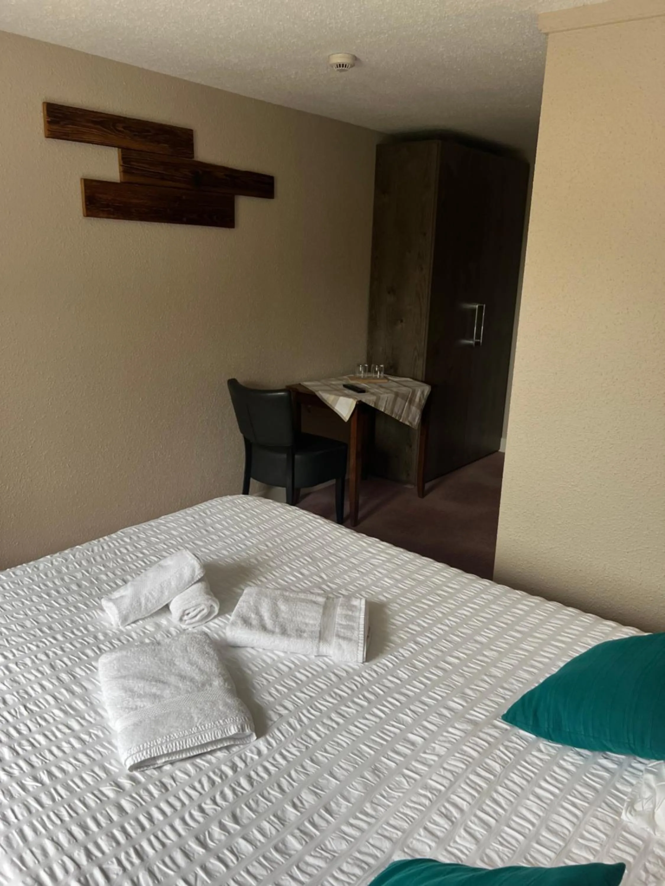 Bed in Hôtel Restaurant Valneige