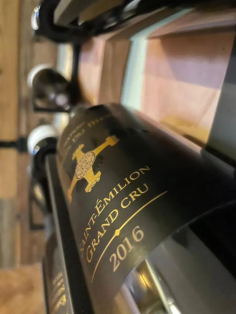 Restaurant/places to eat in Hôtel Restaurant Valneige