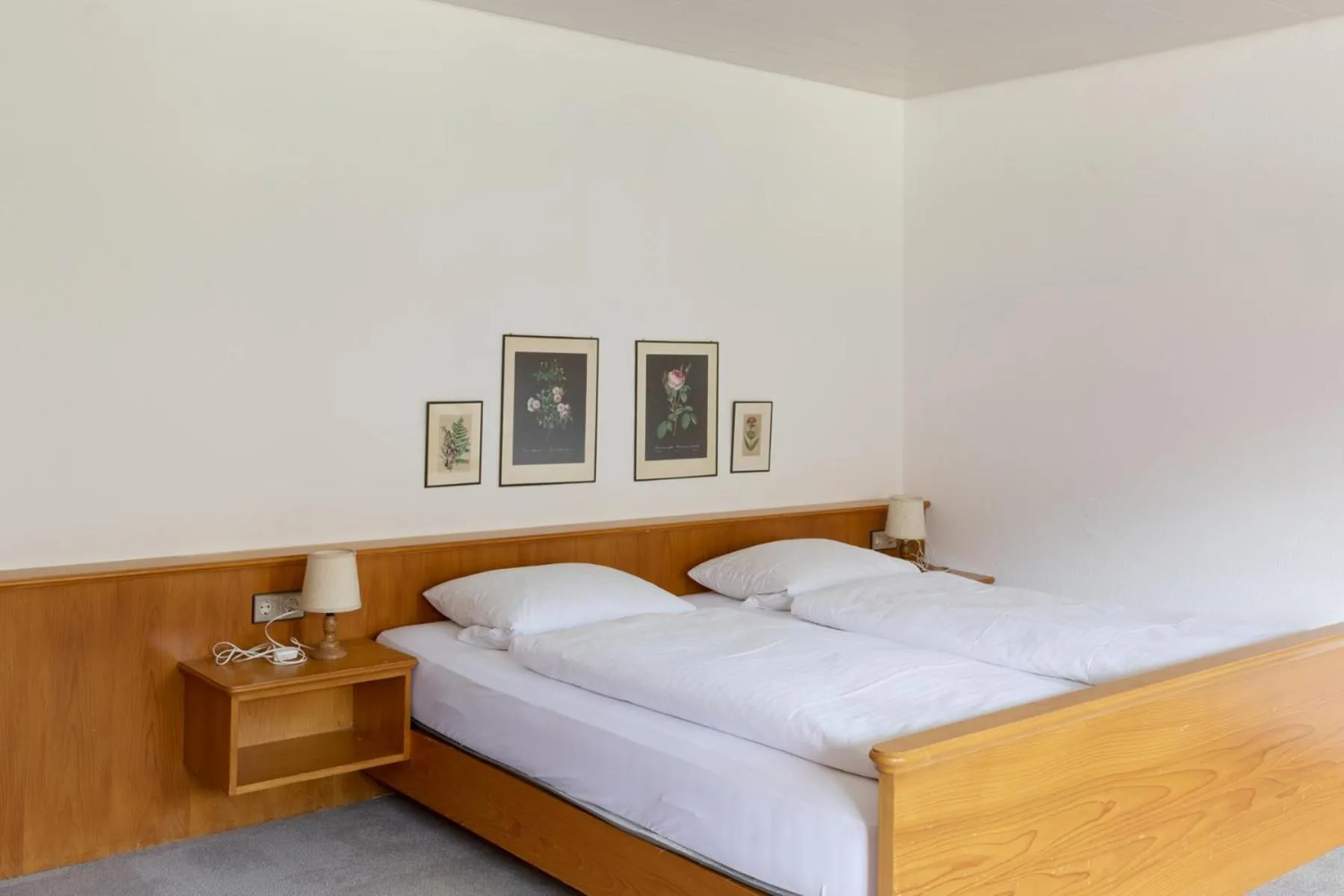 Bed in Hotel Gasthaus Adler