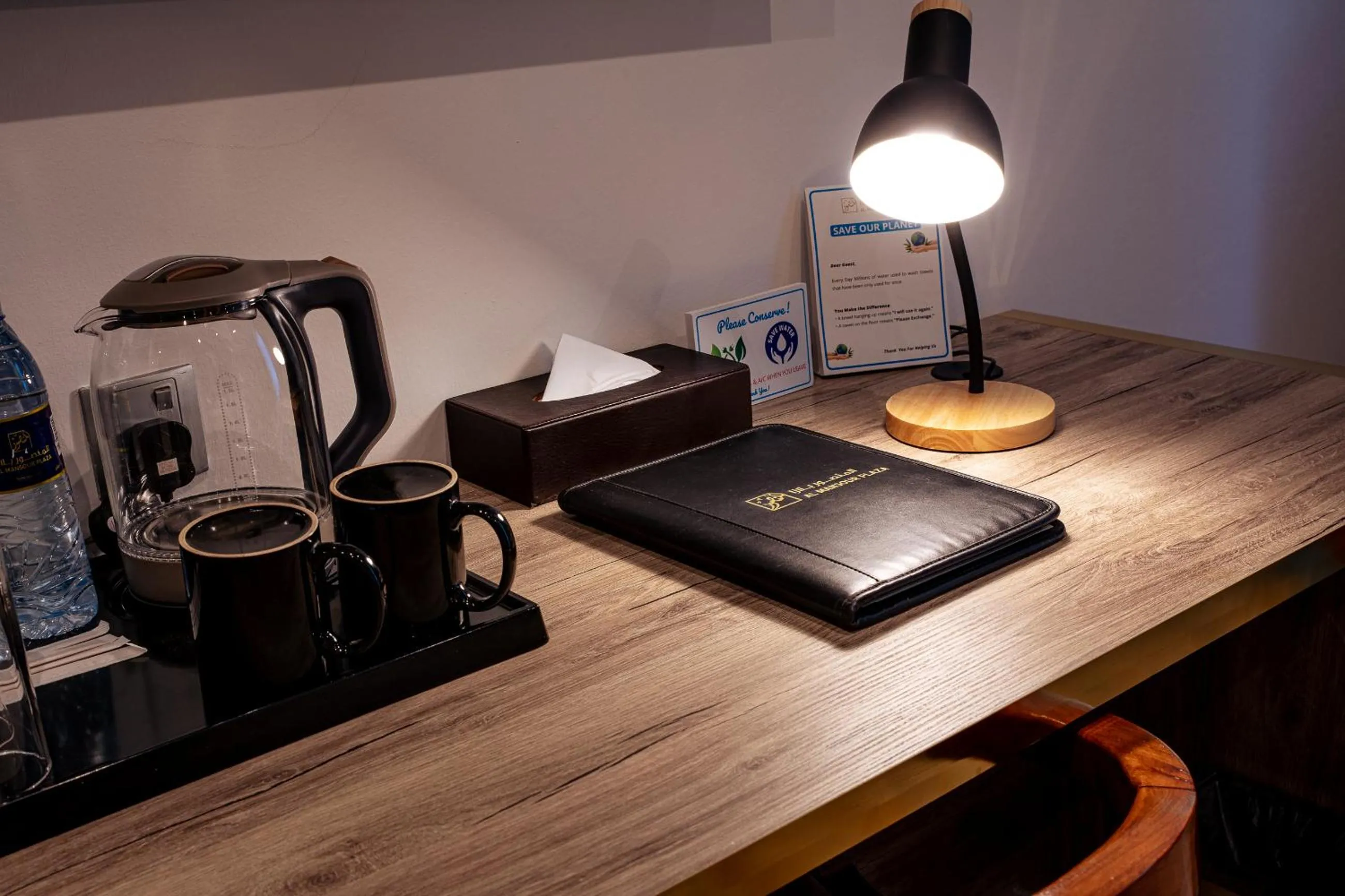 Coffee/tea facilities in Al Mansour Plaza Hotel