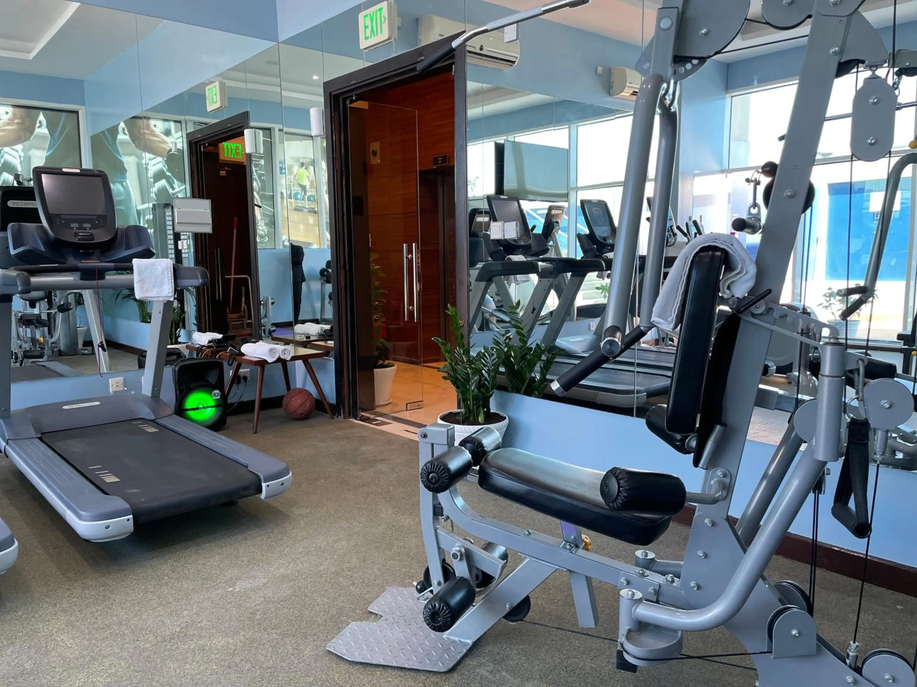 Al Mansour Plaza Hotel