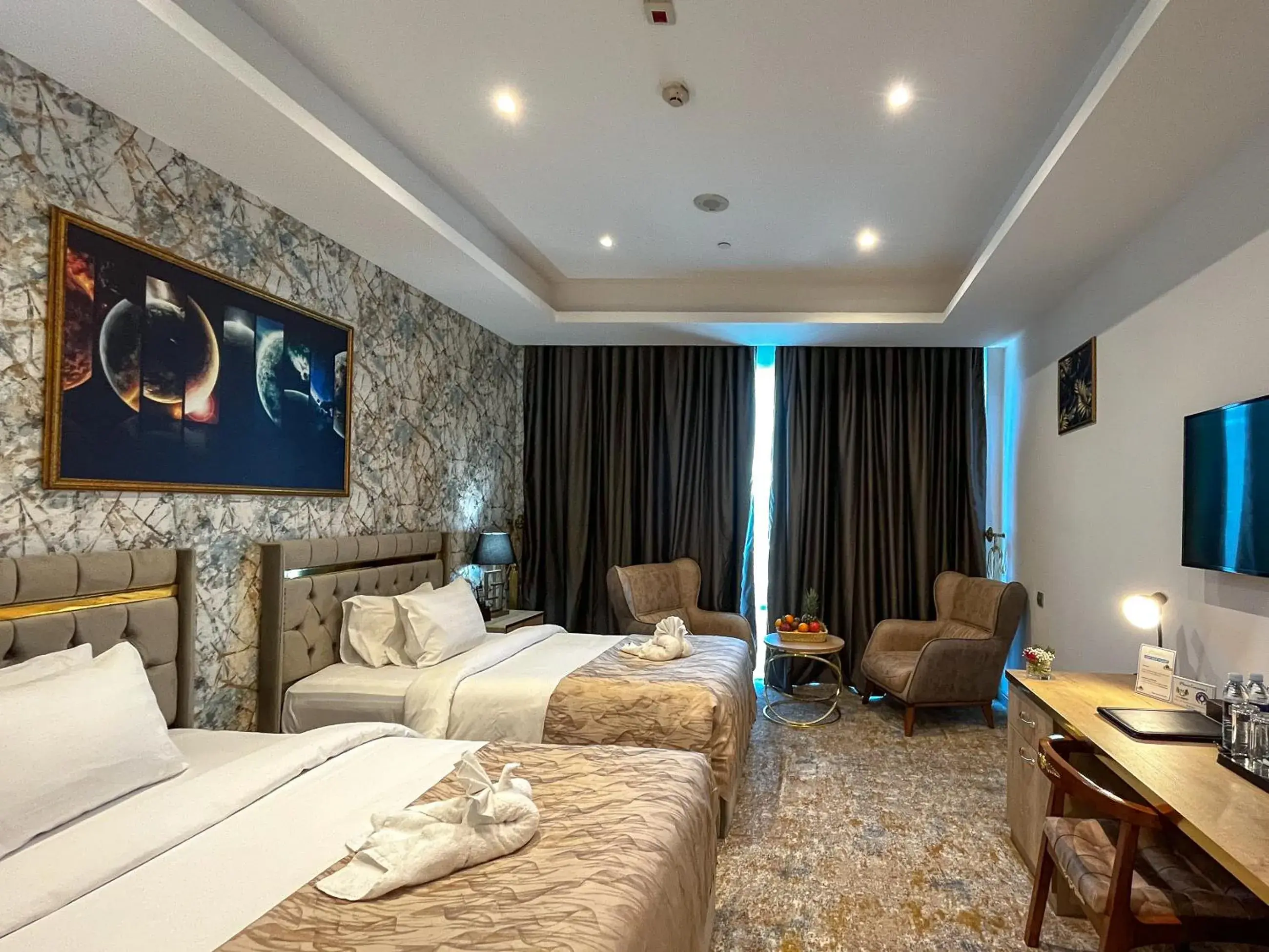 Bed in Al Mansour Plaza Hotel Bed in Al Mansour Plaza Hotel