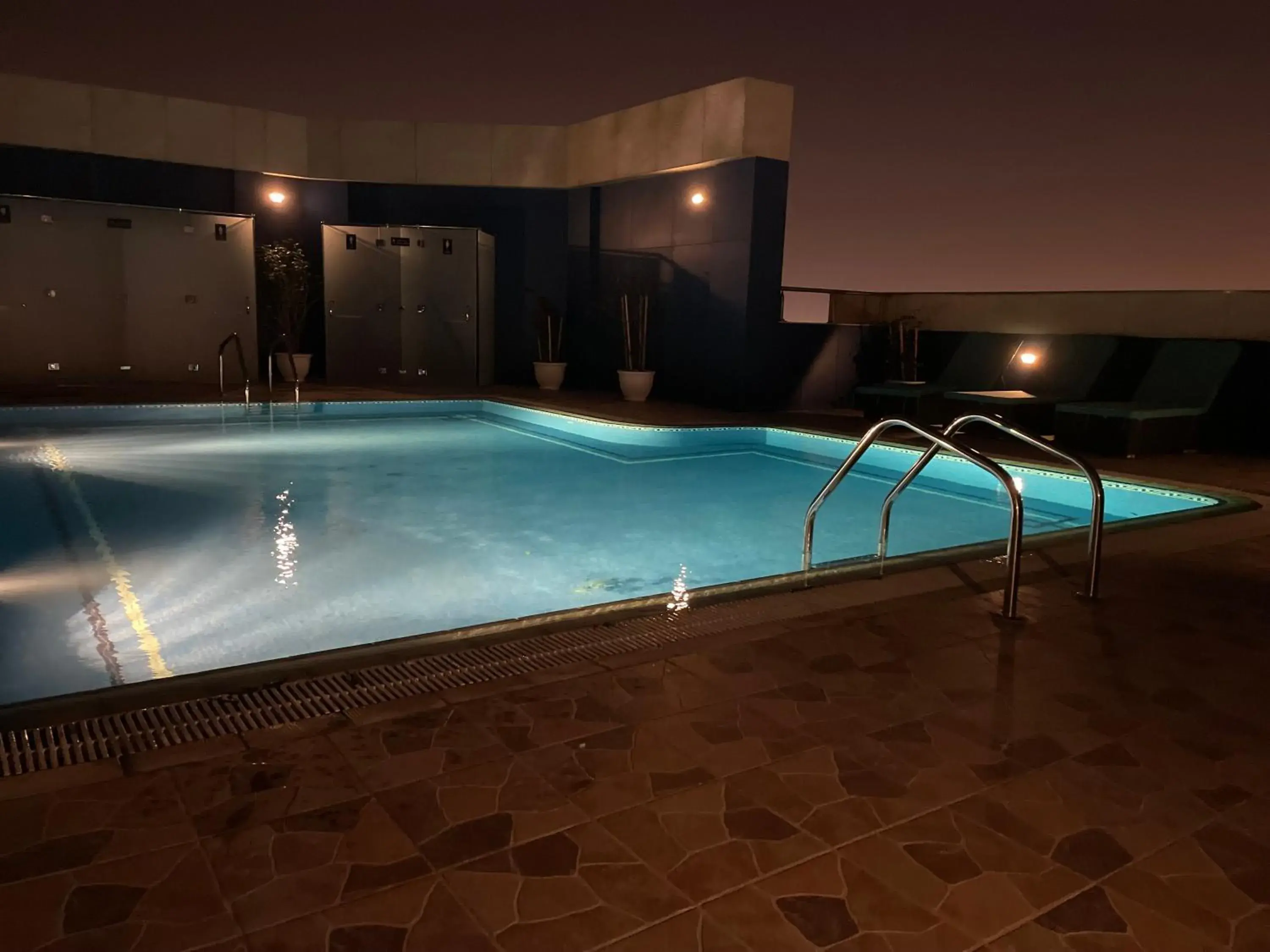 Swimming pool in Al Mansour Plaza Hotel Swimming pool in Al Mansour Plaza Hotel