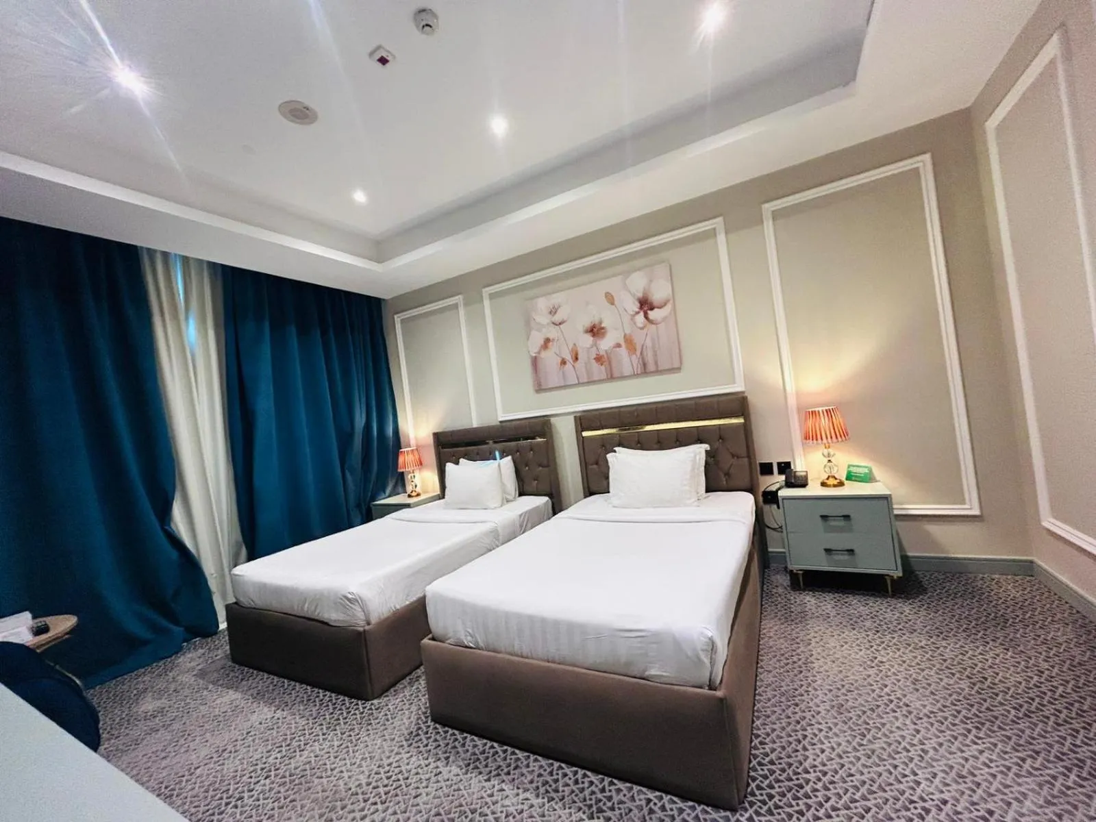 Bed in Al Mansour Plaza Hotel