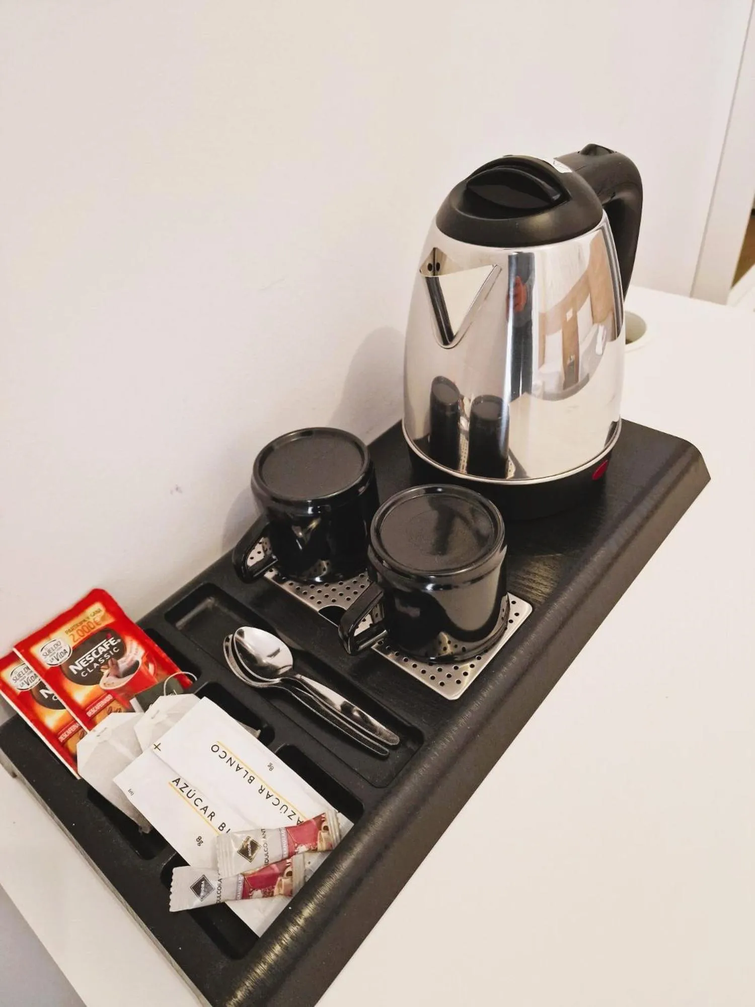 Coffee/tea facilities in Hostal Comercial
