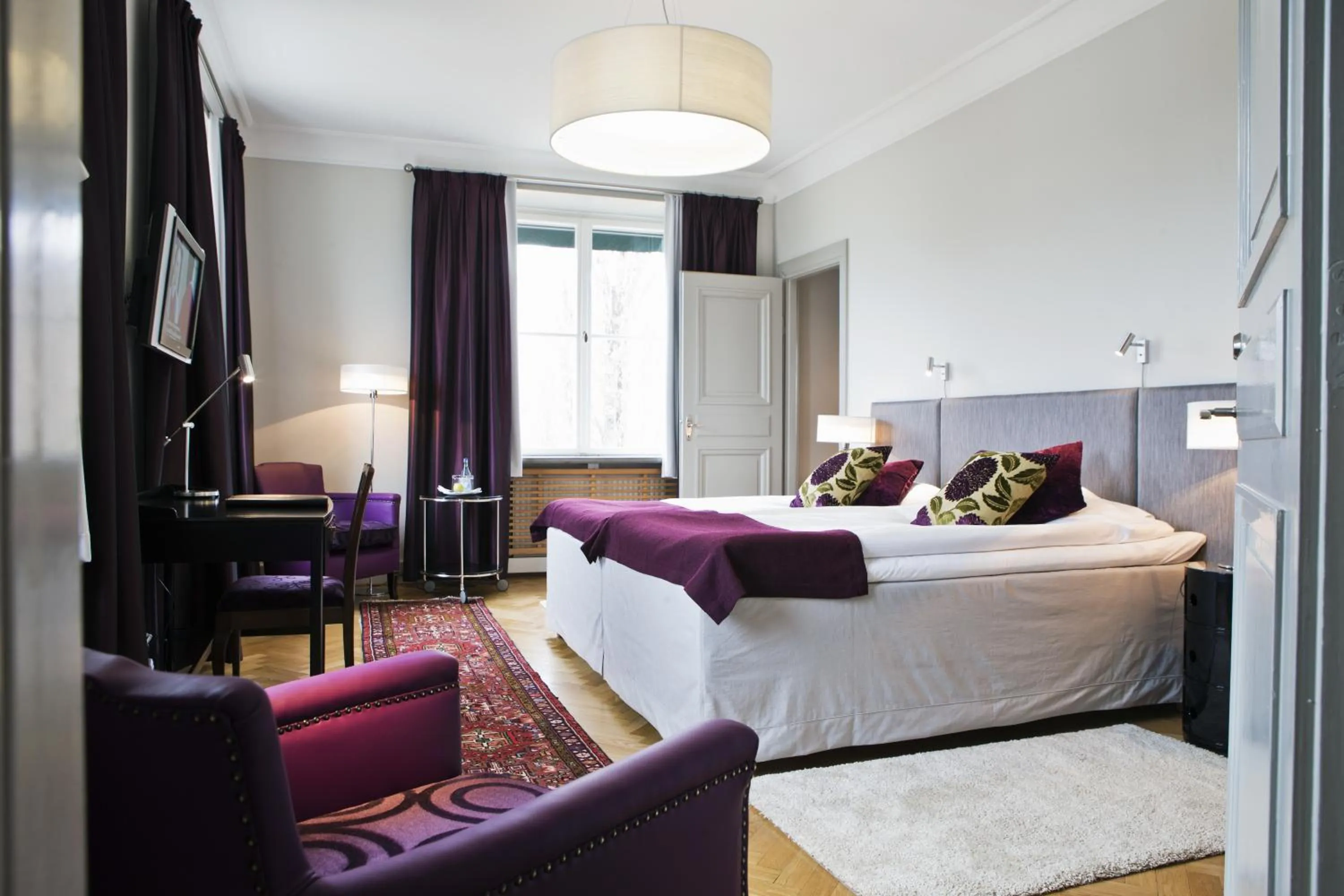 Day, Bed in Bofors Hotel