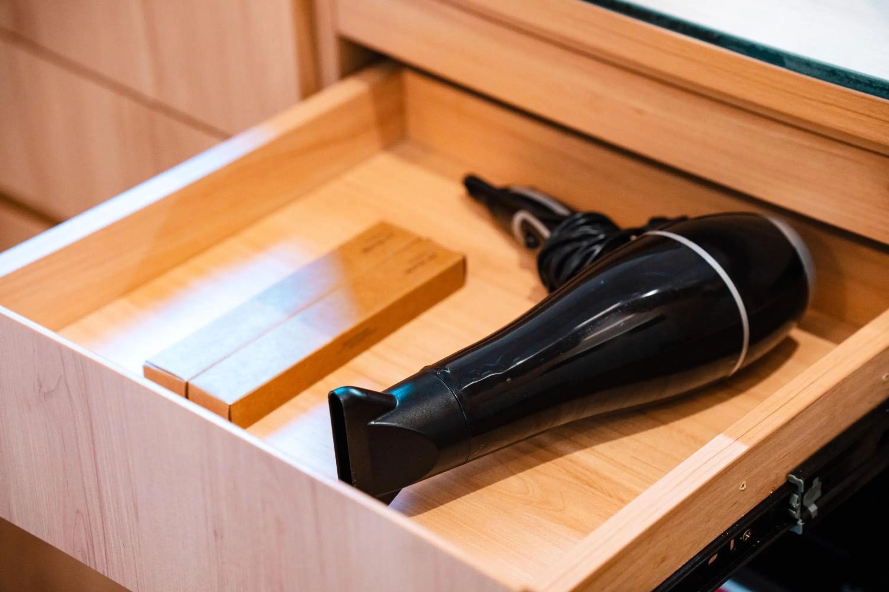 hair dryier in Hotel Star Shell