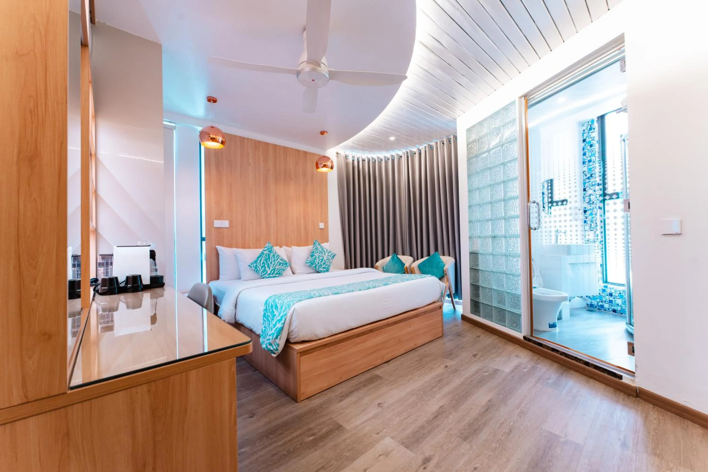 Bedroom, Bed in Hotel Star Shell