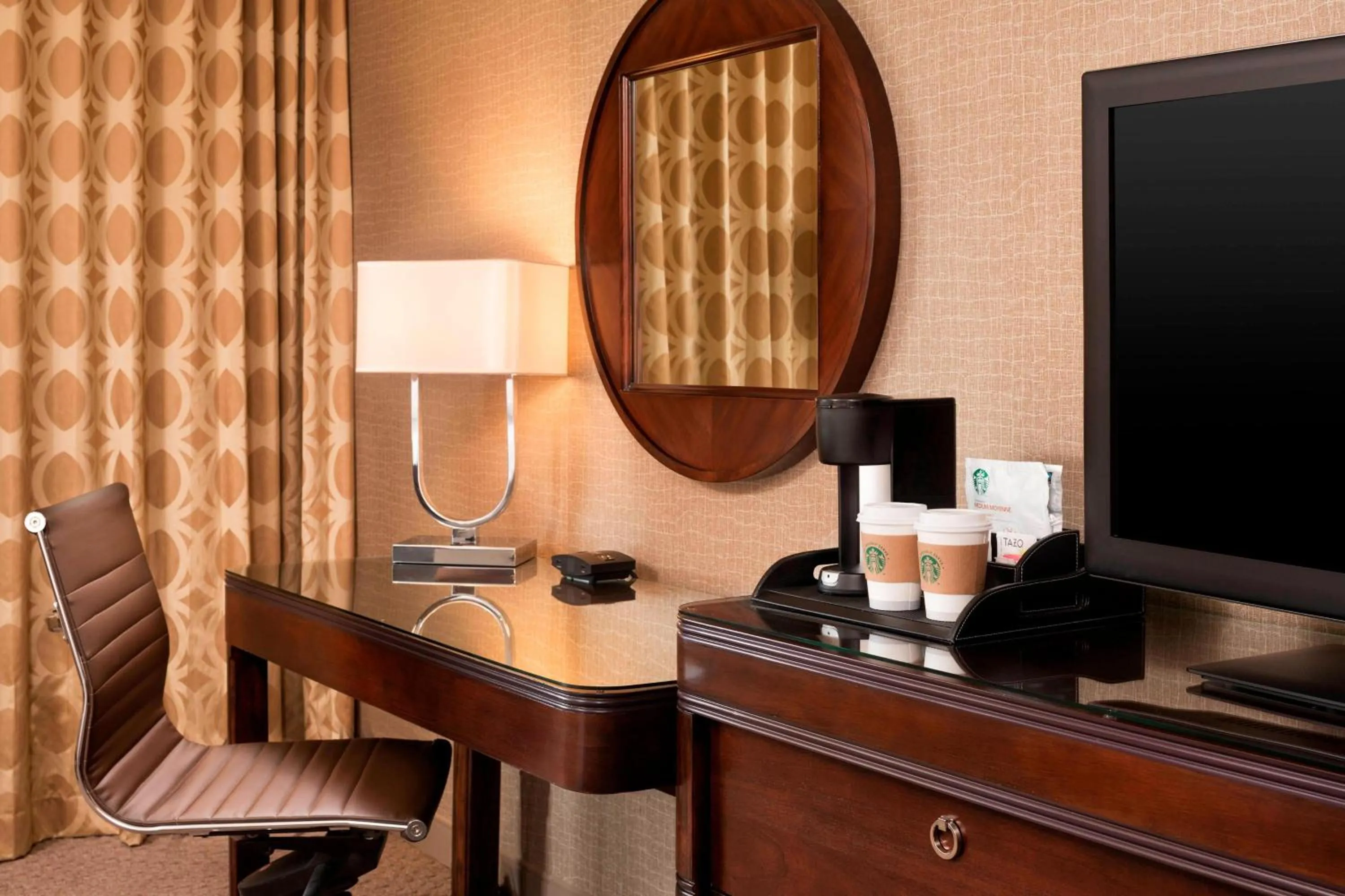 Photo of the whole room in Sheraton Hartford South