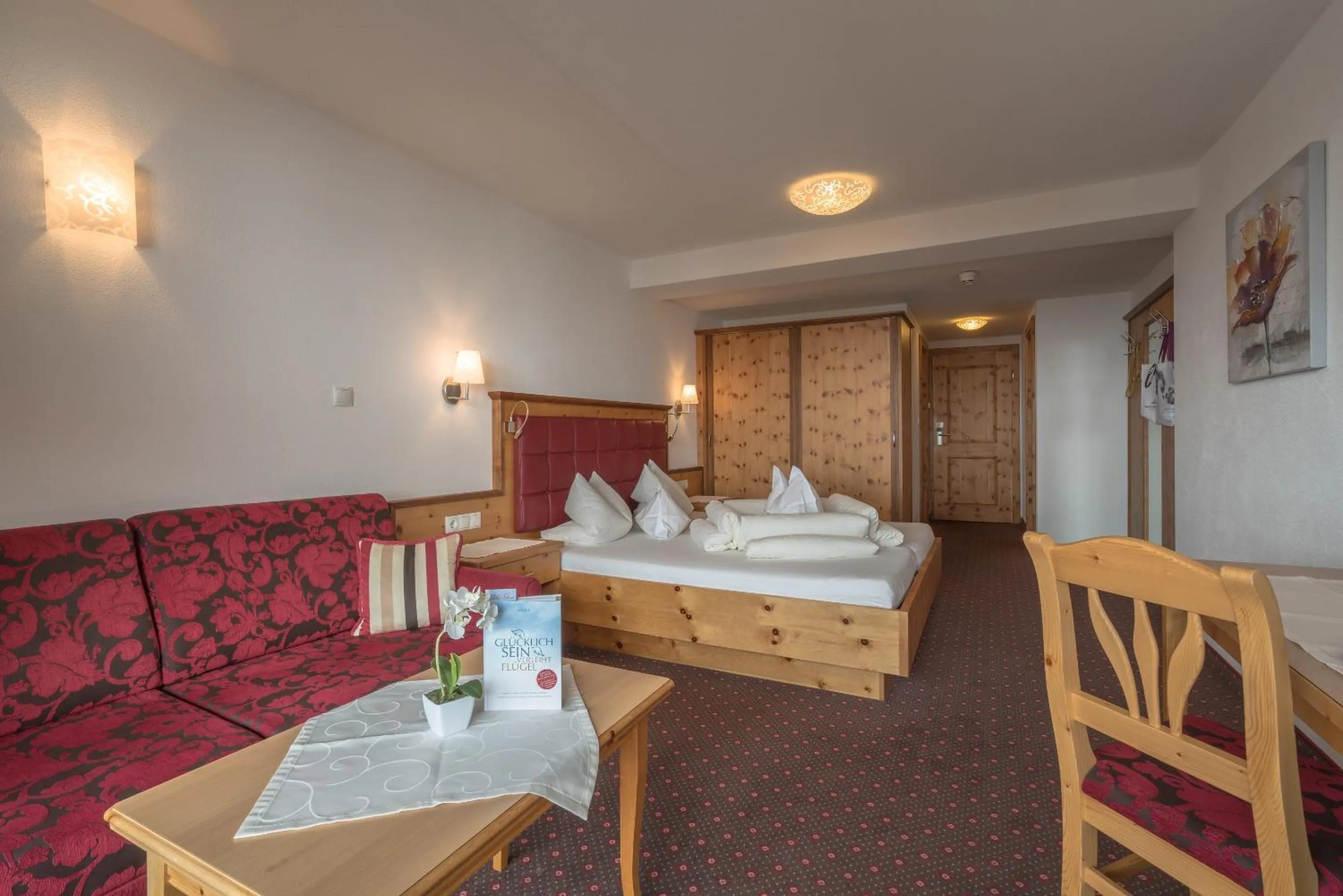 Photo of the whole room, Bed in Tauferberg