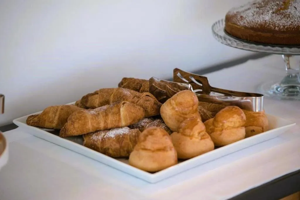 Breakfast in B&B Il Palazzotto di Luca Luxury Suites