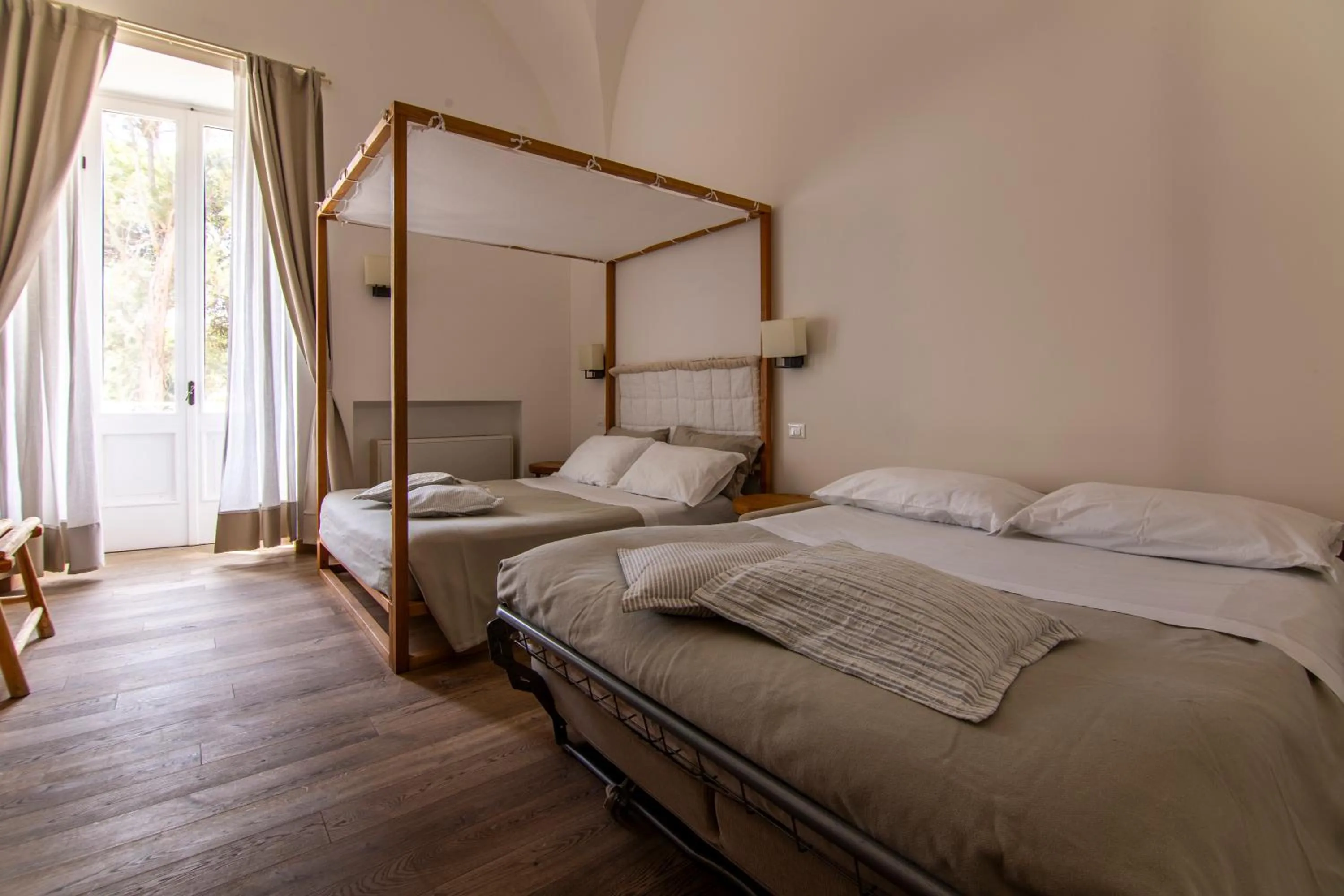Photo of the whole room, Bed in B&B Il Palazzotto di Luca Luxury Suites