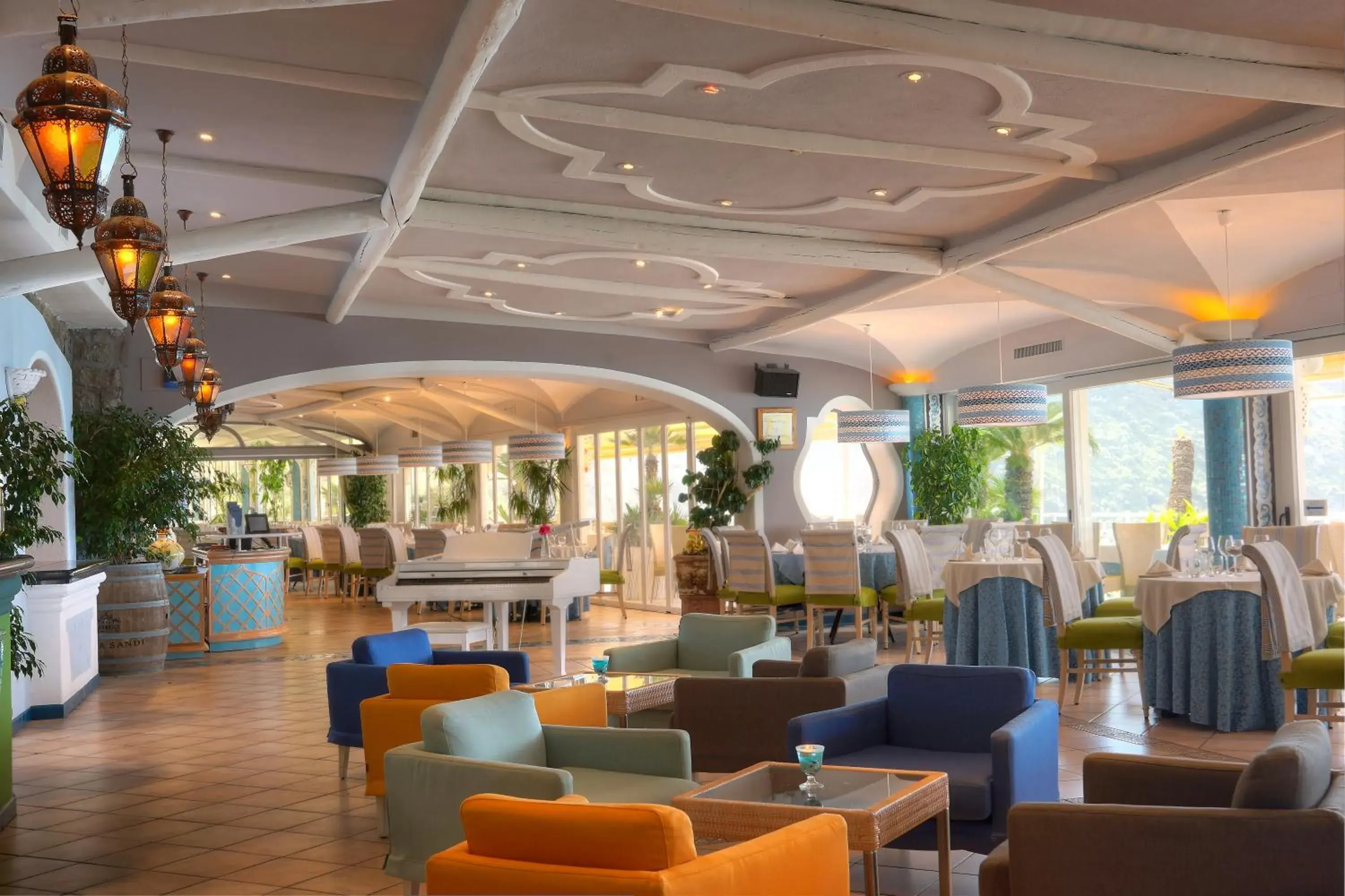 Lounge or bar in Sorriso Thermae Resort & Spa Lounge or bar in Sorriso Thermae Resort & Spa