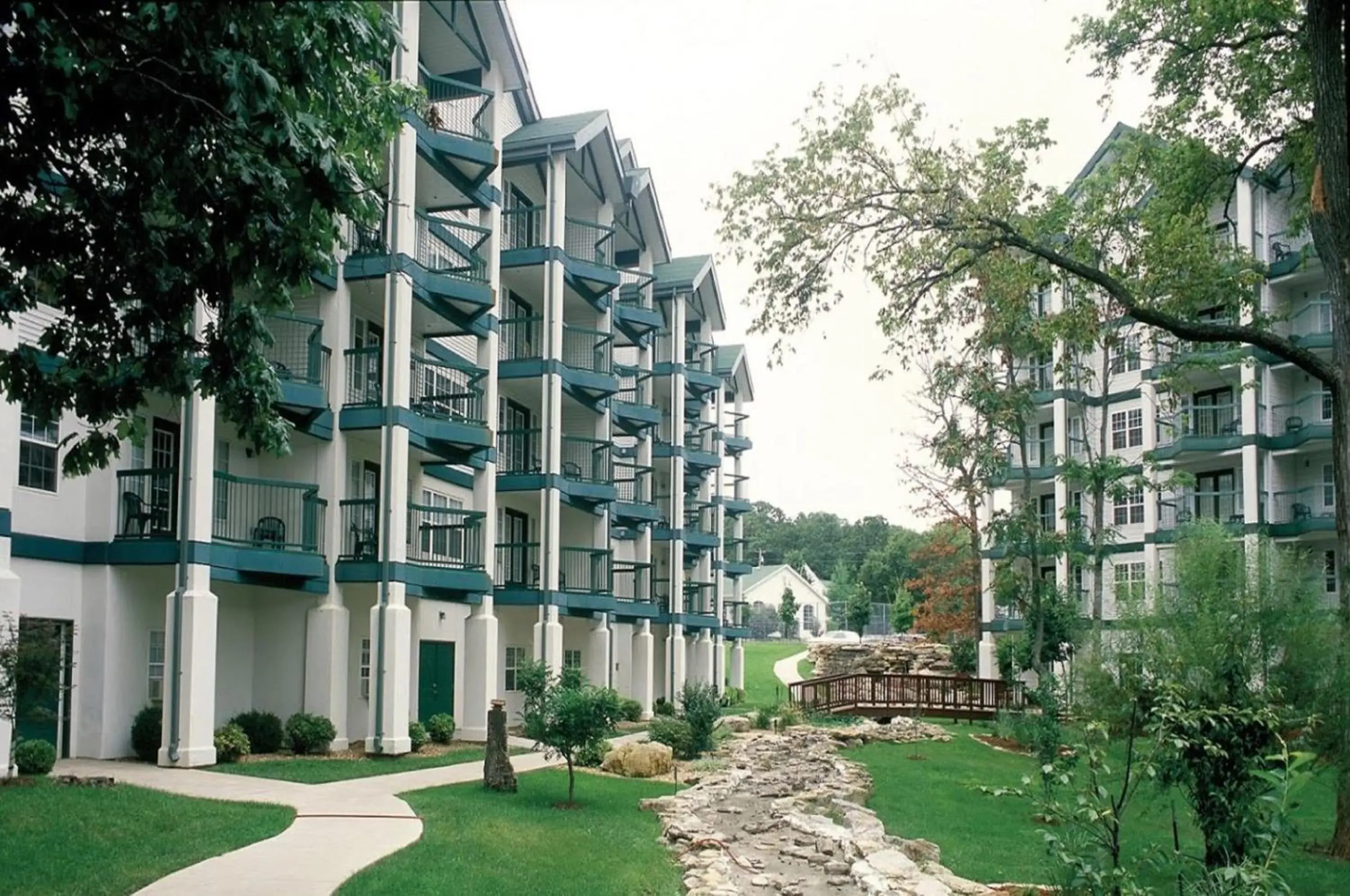 Facade/entrance, Property Building in Surreys' Carriage Place