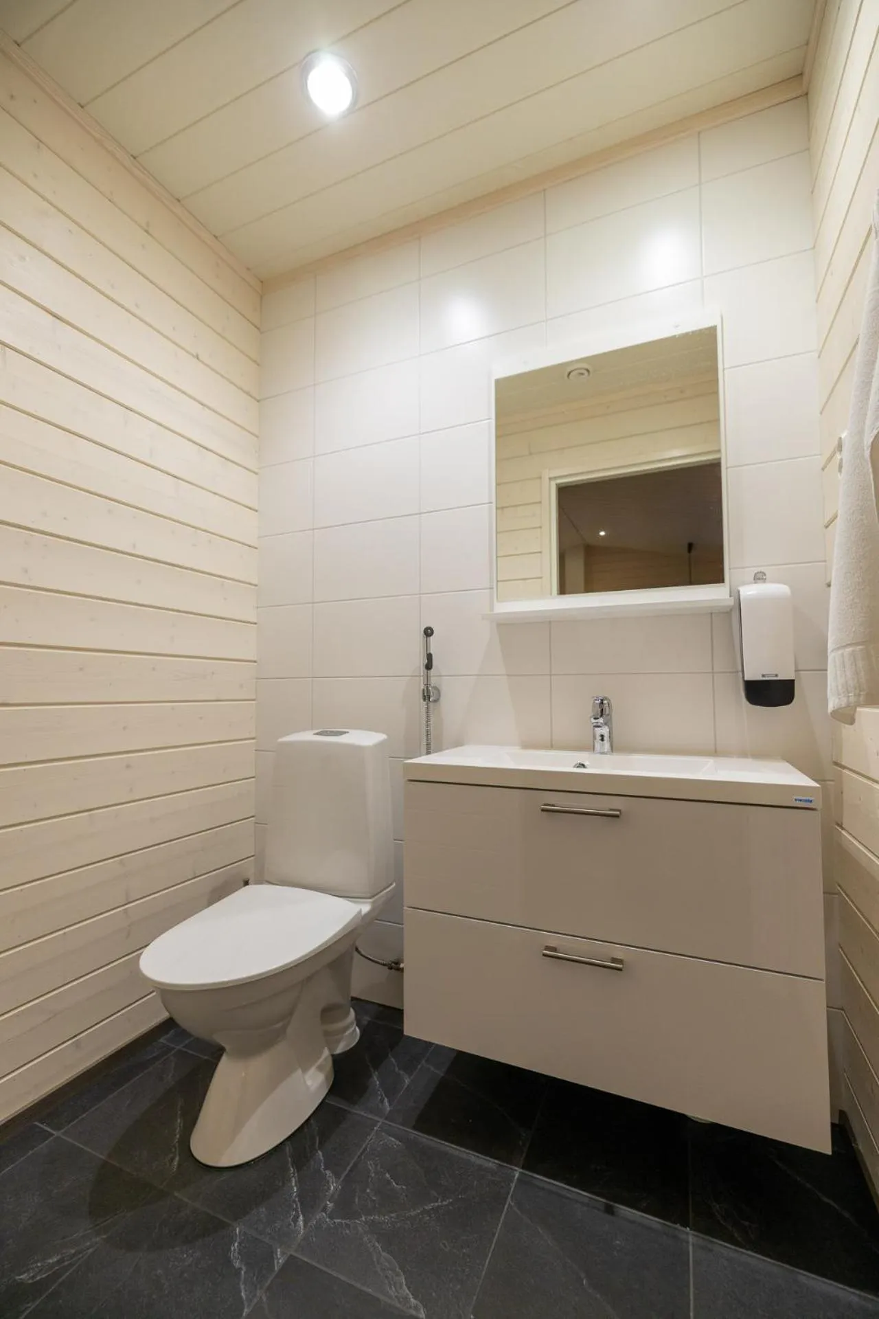 Toilet in Sallatunturin Tuvat