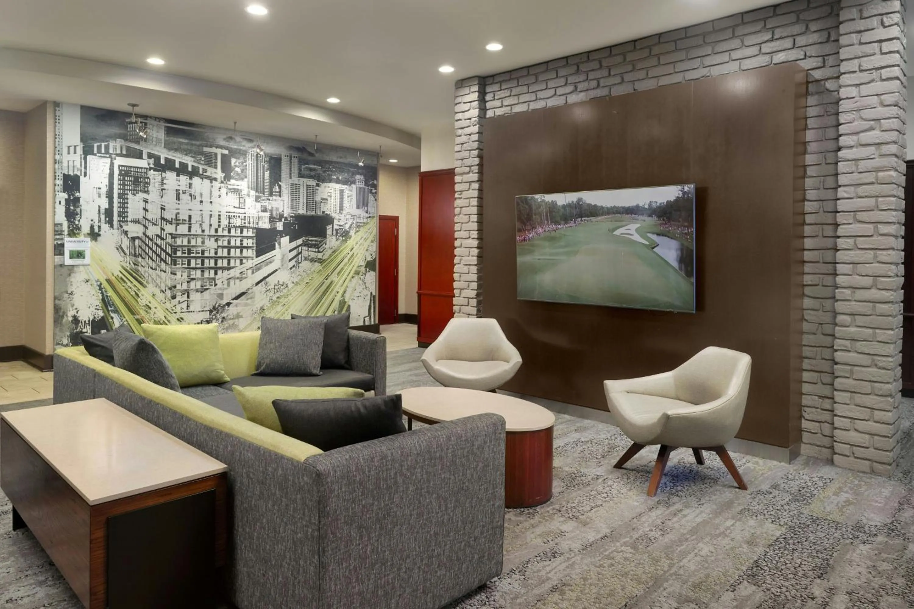 Lobby or reception in Courtyard by Marriott Birmingham Downtown at UAB