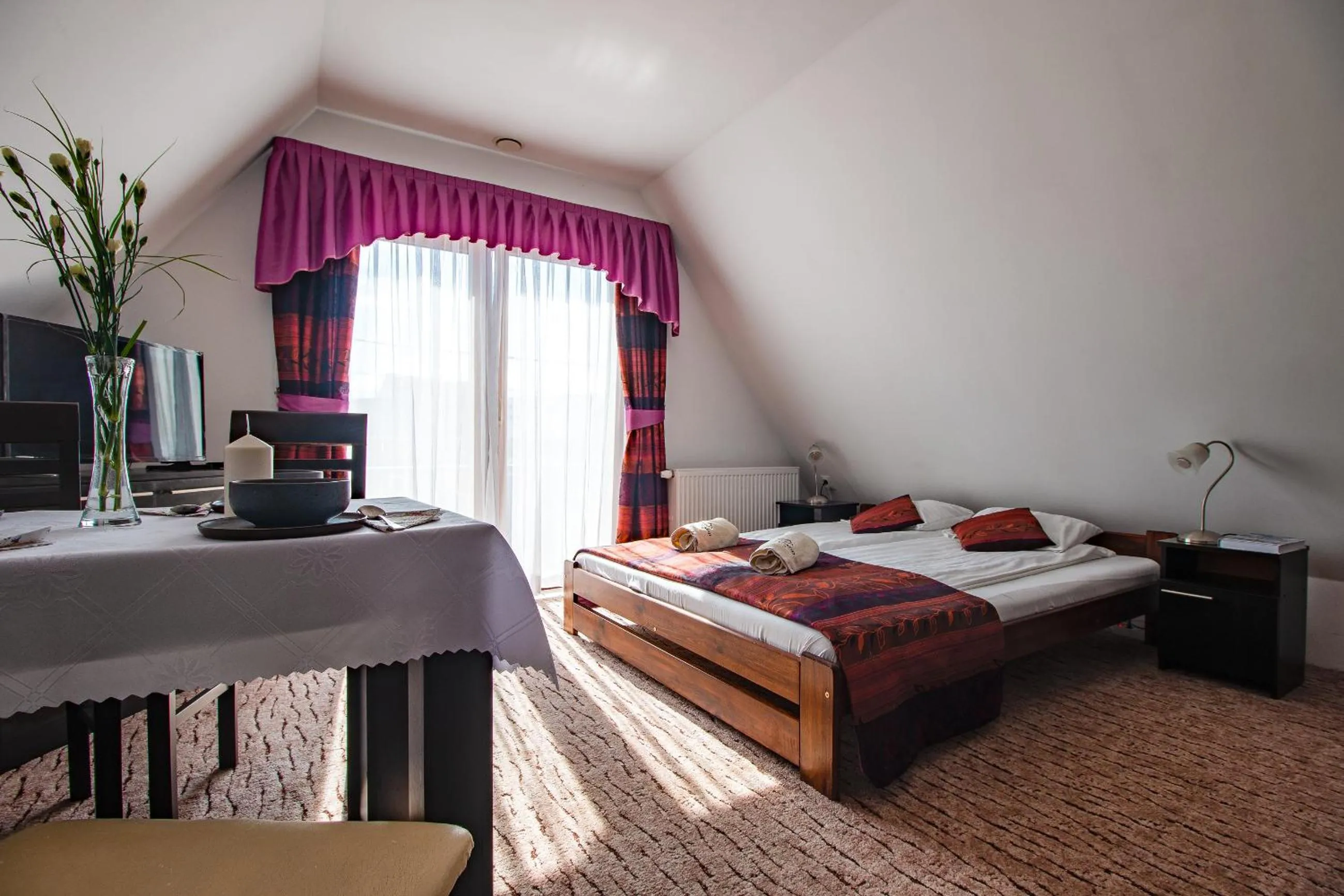Bed in WILLA SZMARAGD - Stoki Narciarskie - Zniżki na Termy - Sauna - Bilard