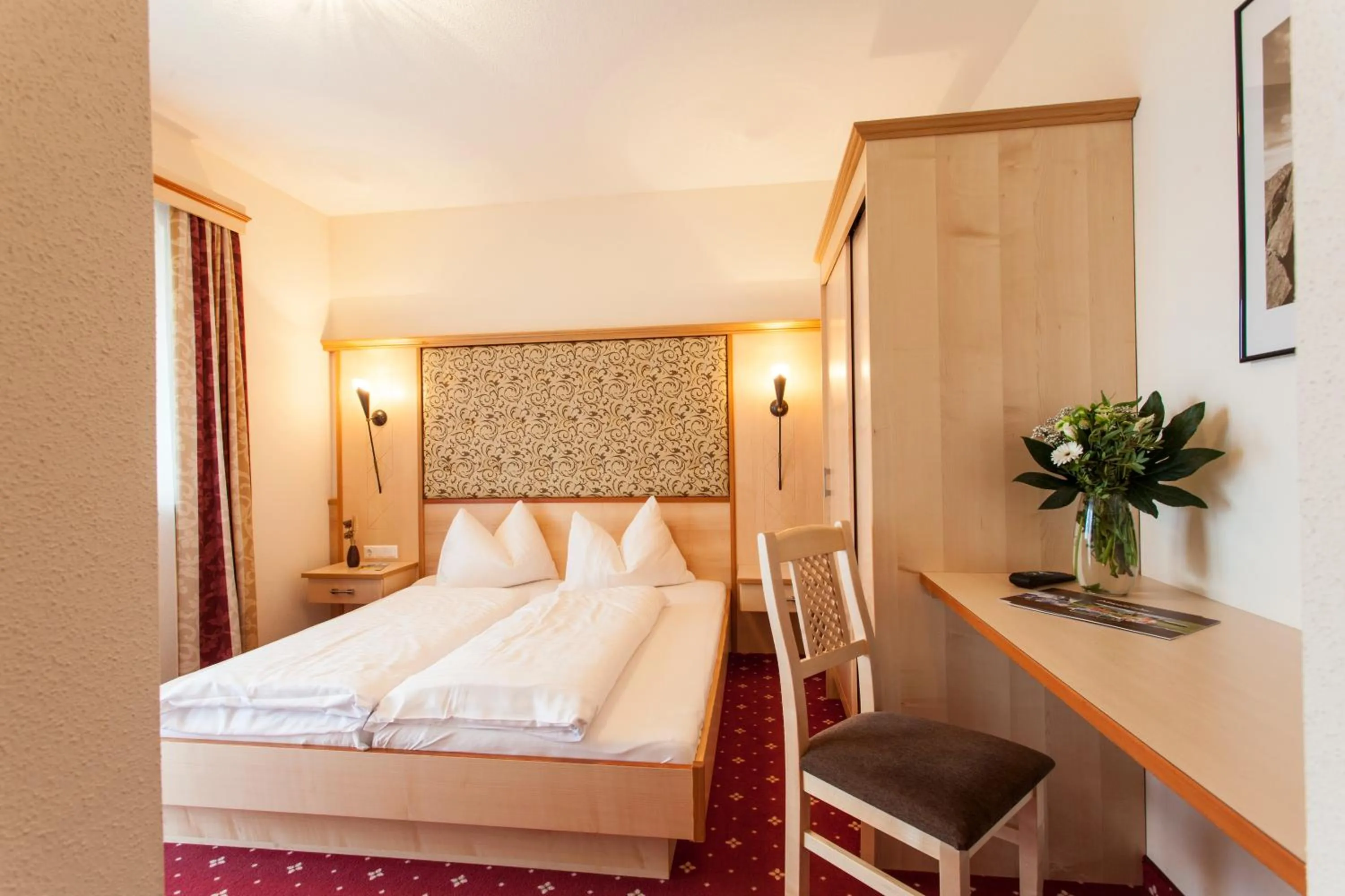 Bedroom, Bed in ALPENAPART LADIS ehemals Alpenapart Alexander