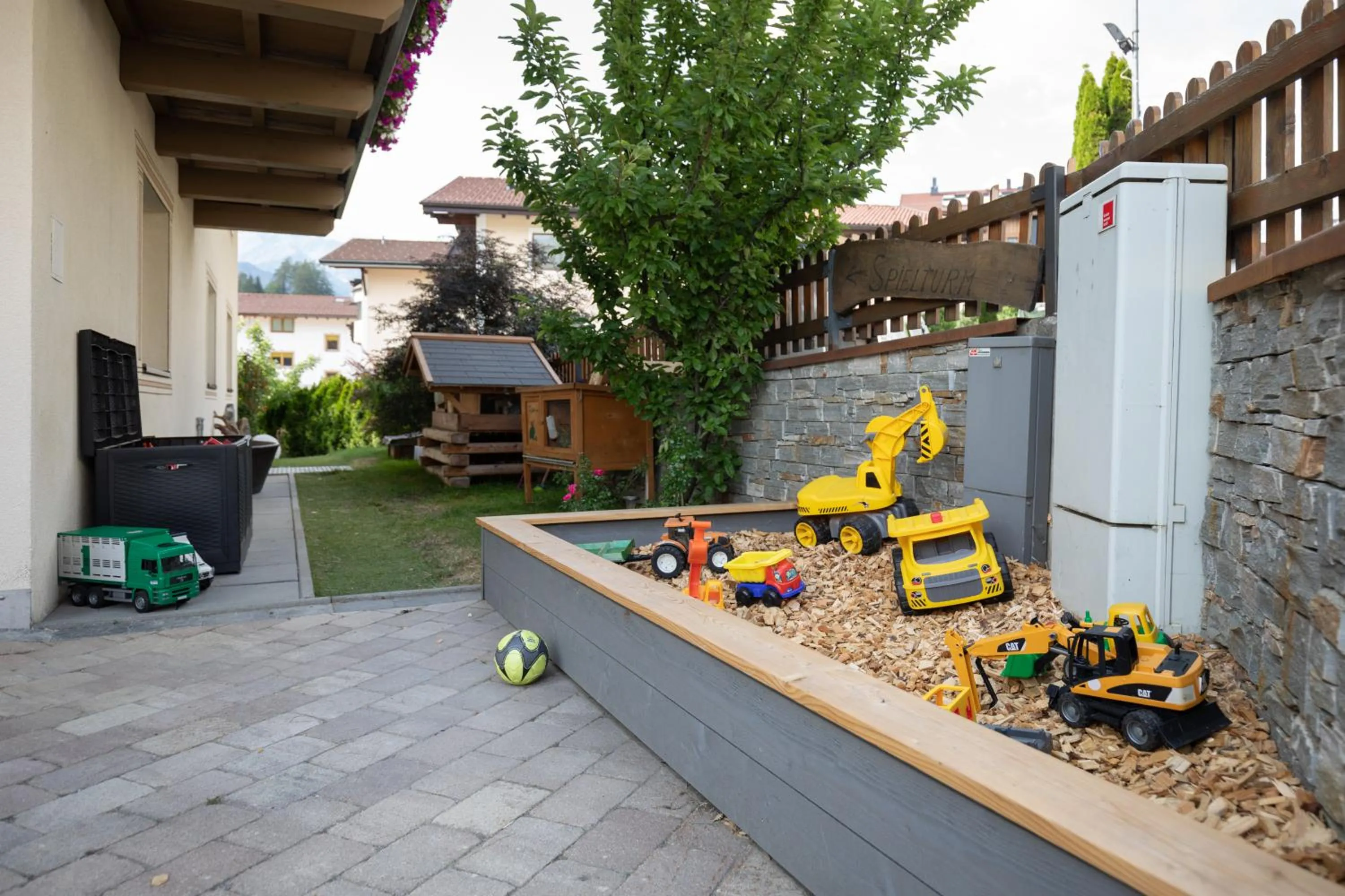 Children play ground in ALPENAPART LADIS ehemals Alpenapart Alexander