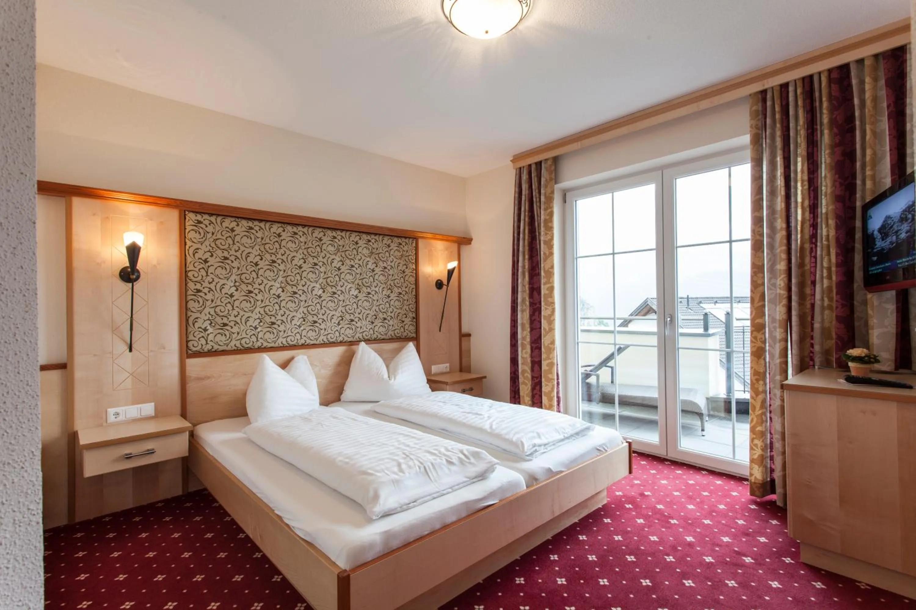 Bedroom, Bed in ALPENAPART LADIS ehemals Alpenapart Alexander