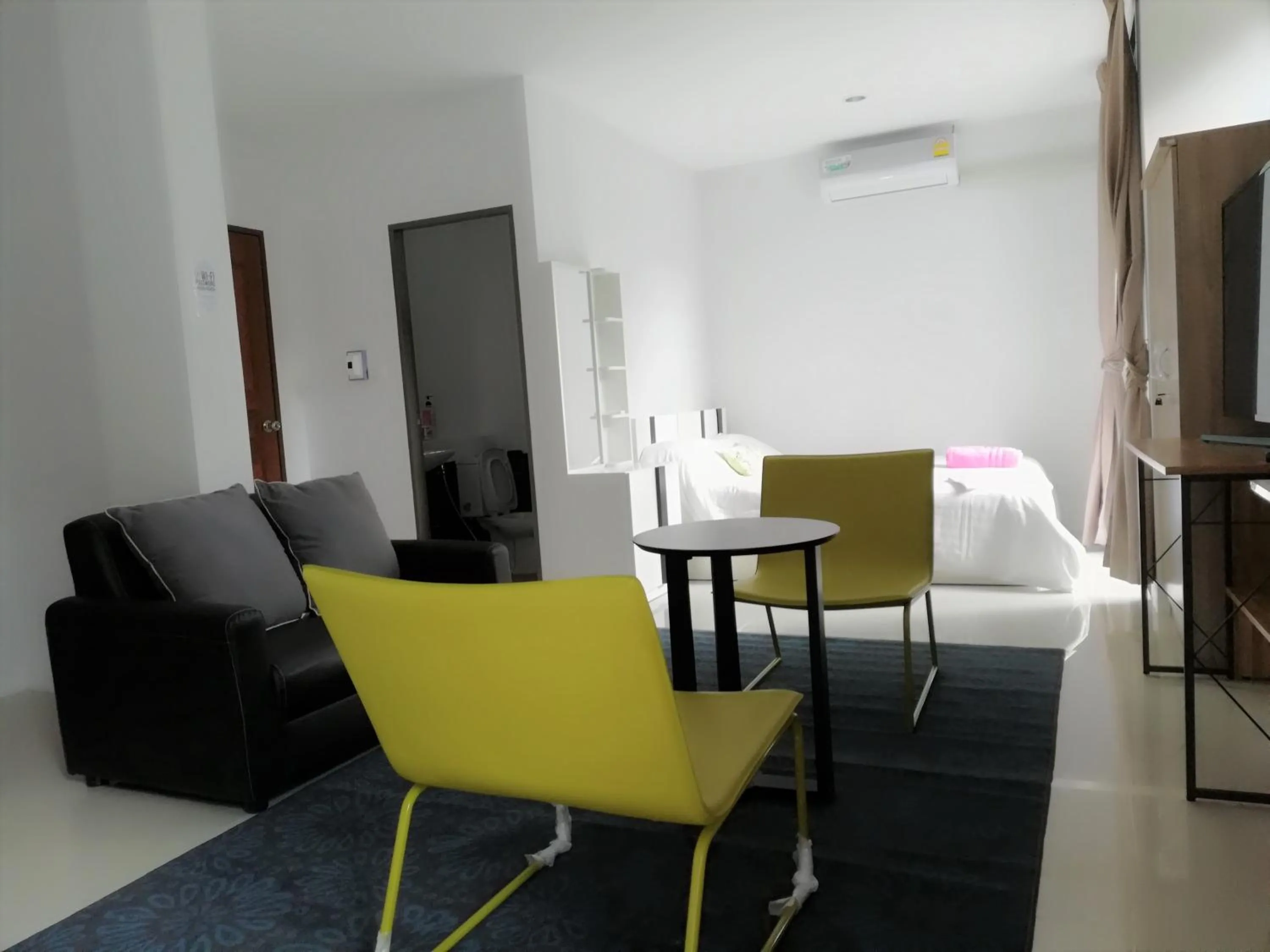 Photo of the whole room in Baan der Bruyn SHA