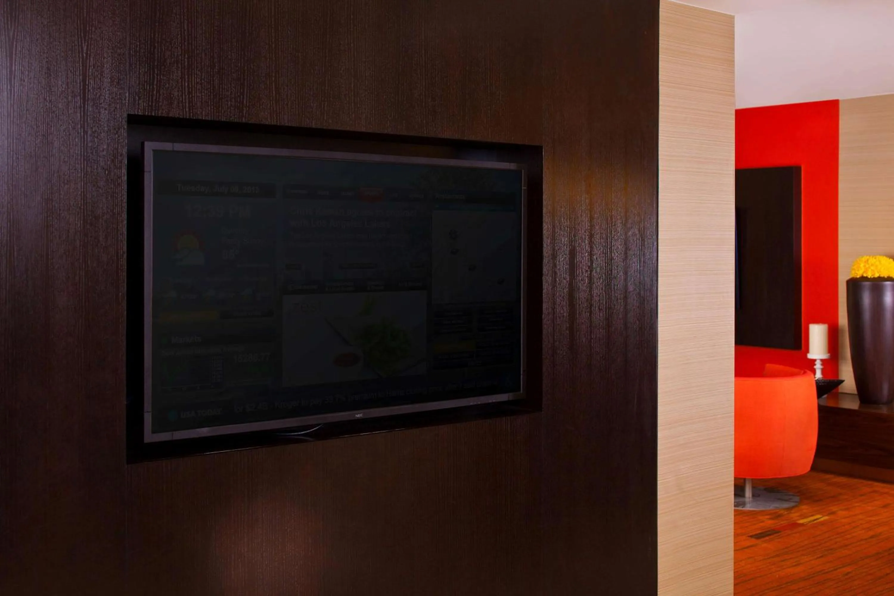 Lobby or reception in Spark by Hilton Birmingham Colonnade