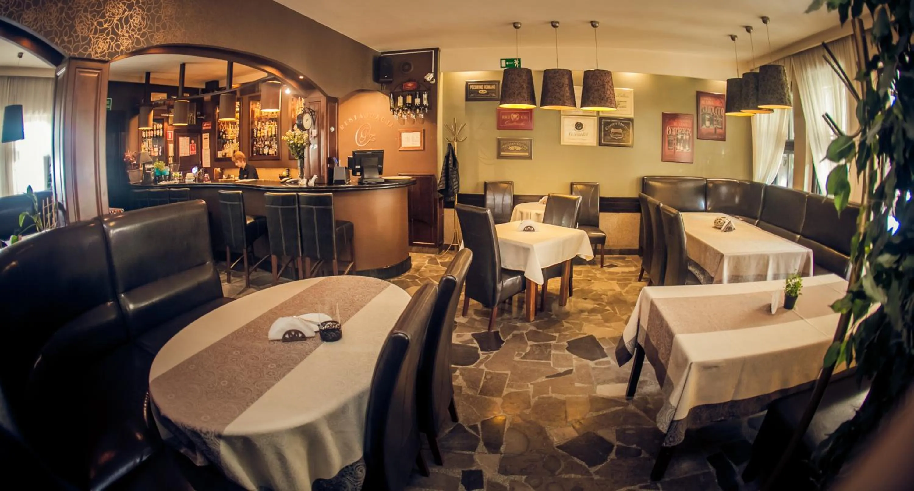 Restaurant/places to eat in Villa Garden Kutno Centrum