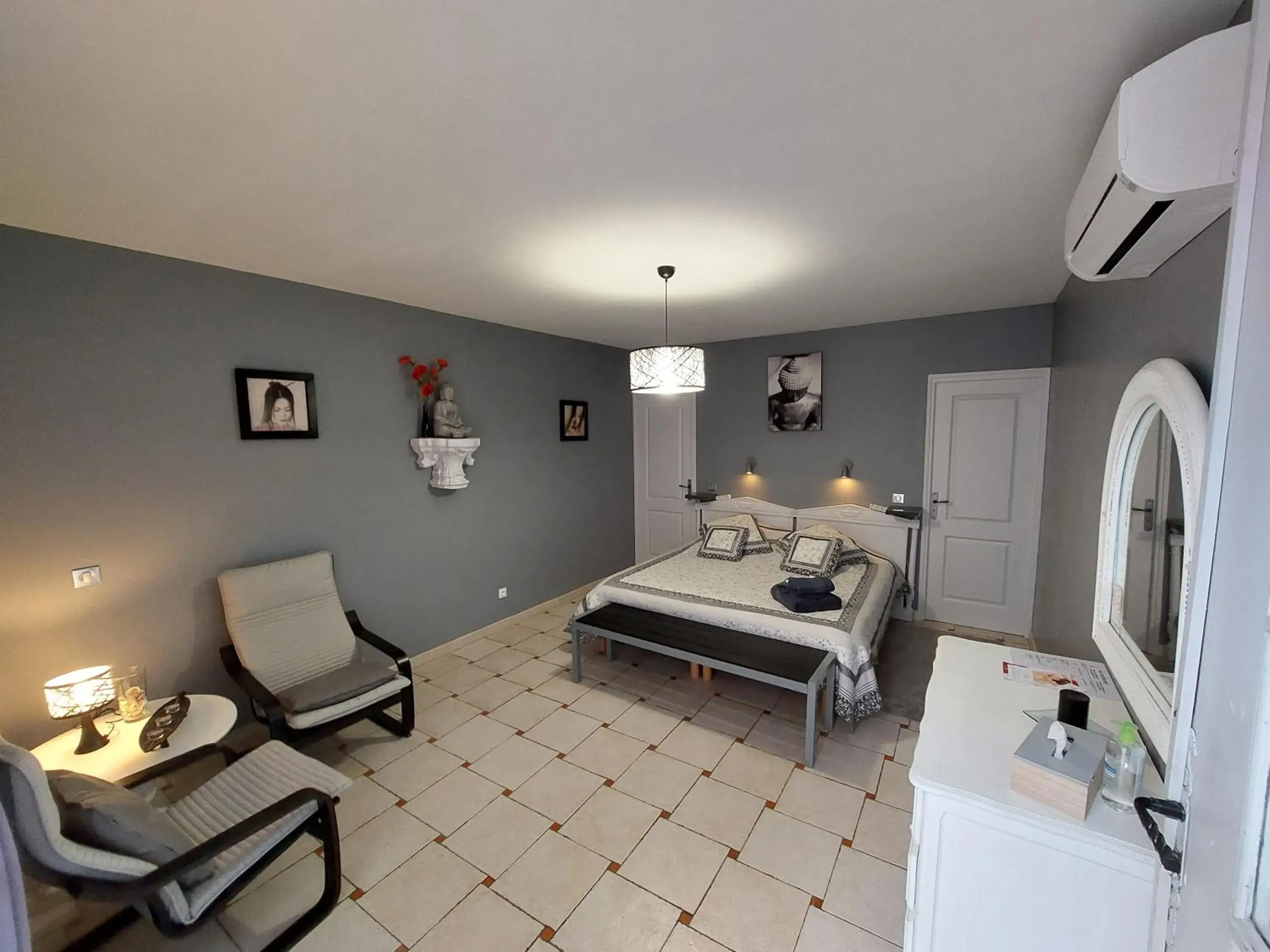 Double Room with Garden View in Mas des Cigognes Double Room with Garden View in Mas des Cigognes