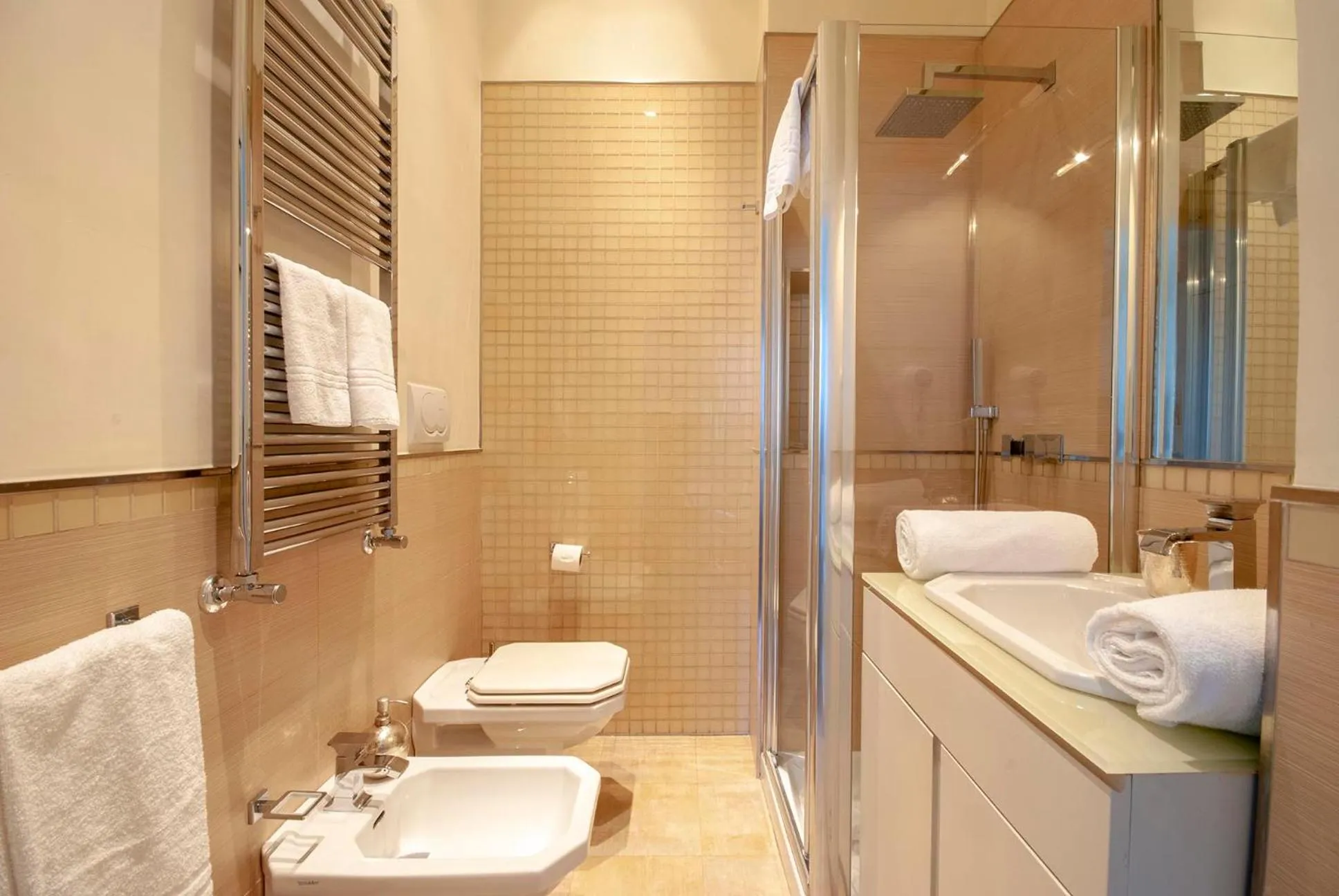 Bathroom in Bea Suites Luxury Rooms