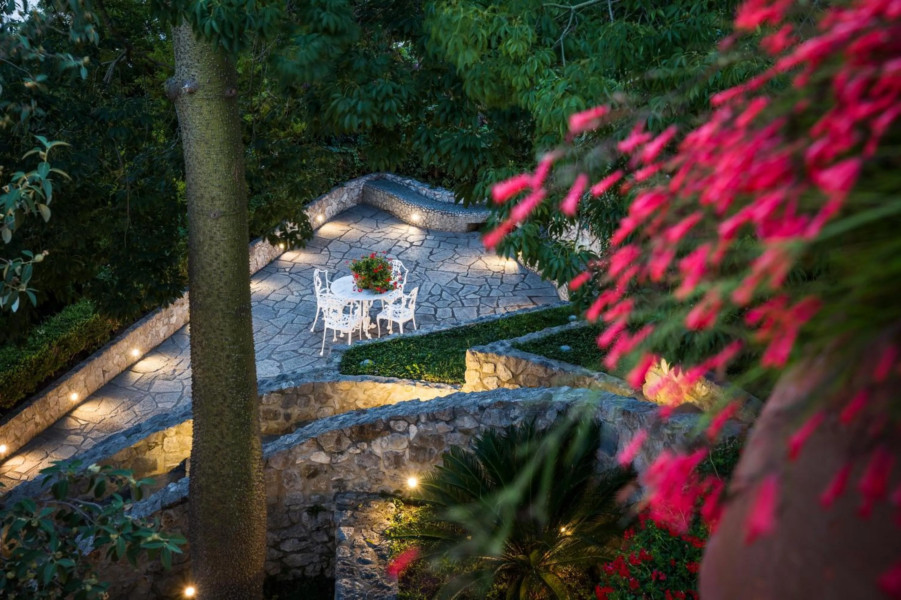 Garden in LHP Suite Capri Villa La Giara