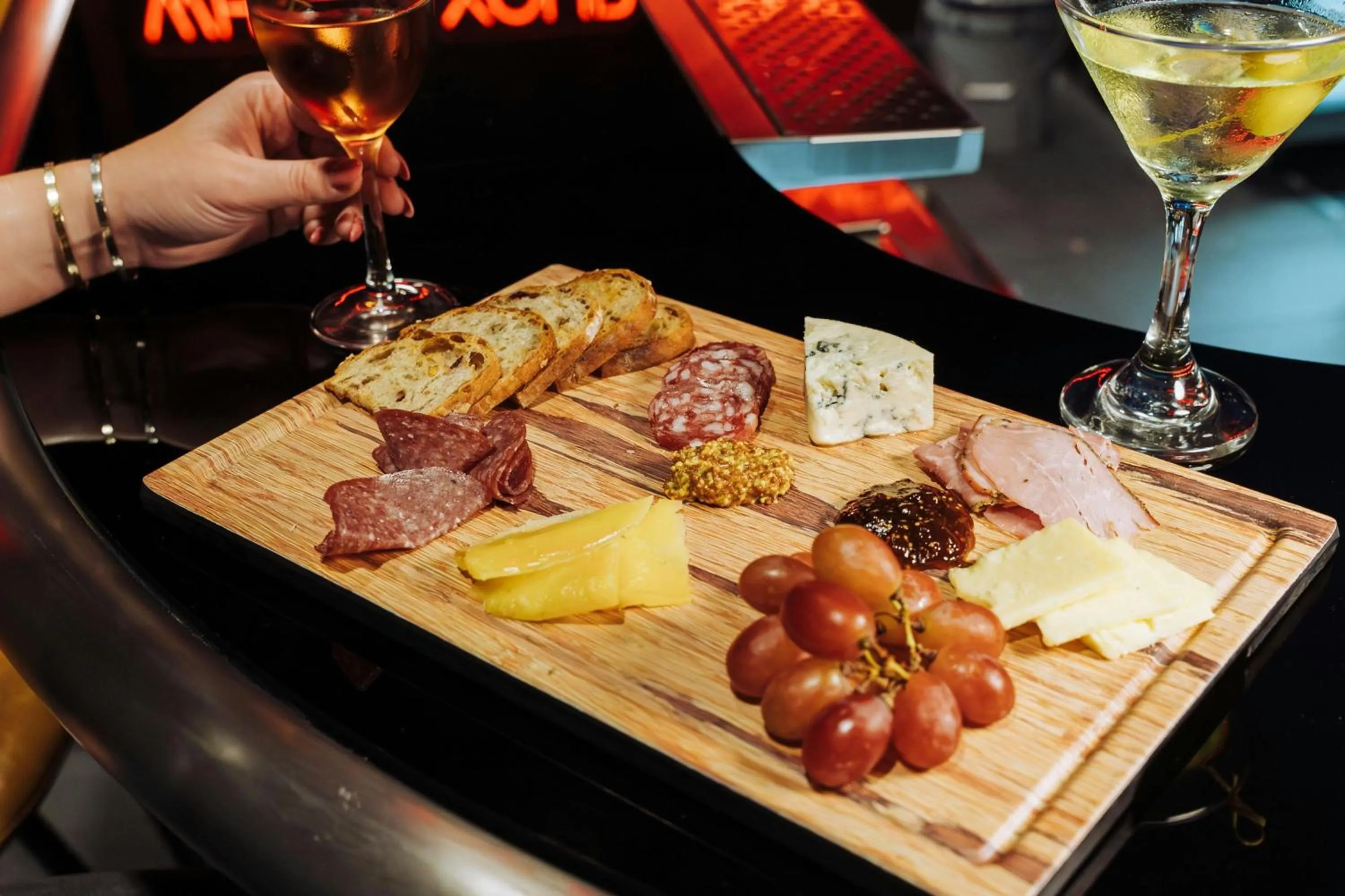 Restaurant/places to eat in Boston Marriott Cambridge