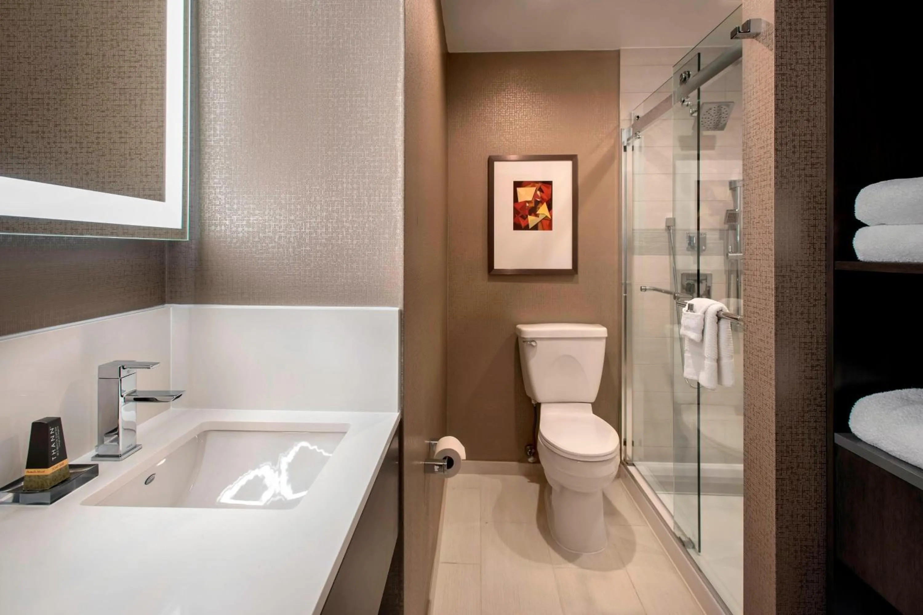 Bathroom in Boston Marriott Cambridge