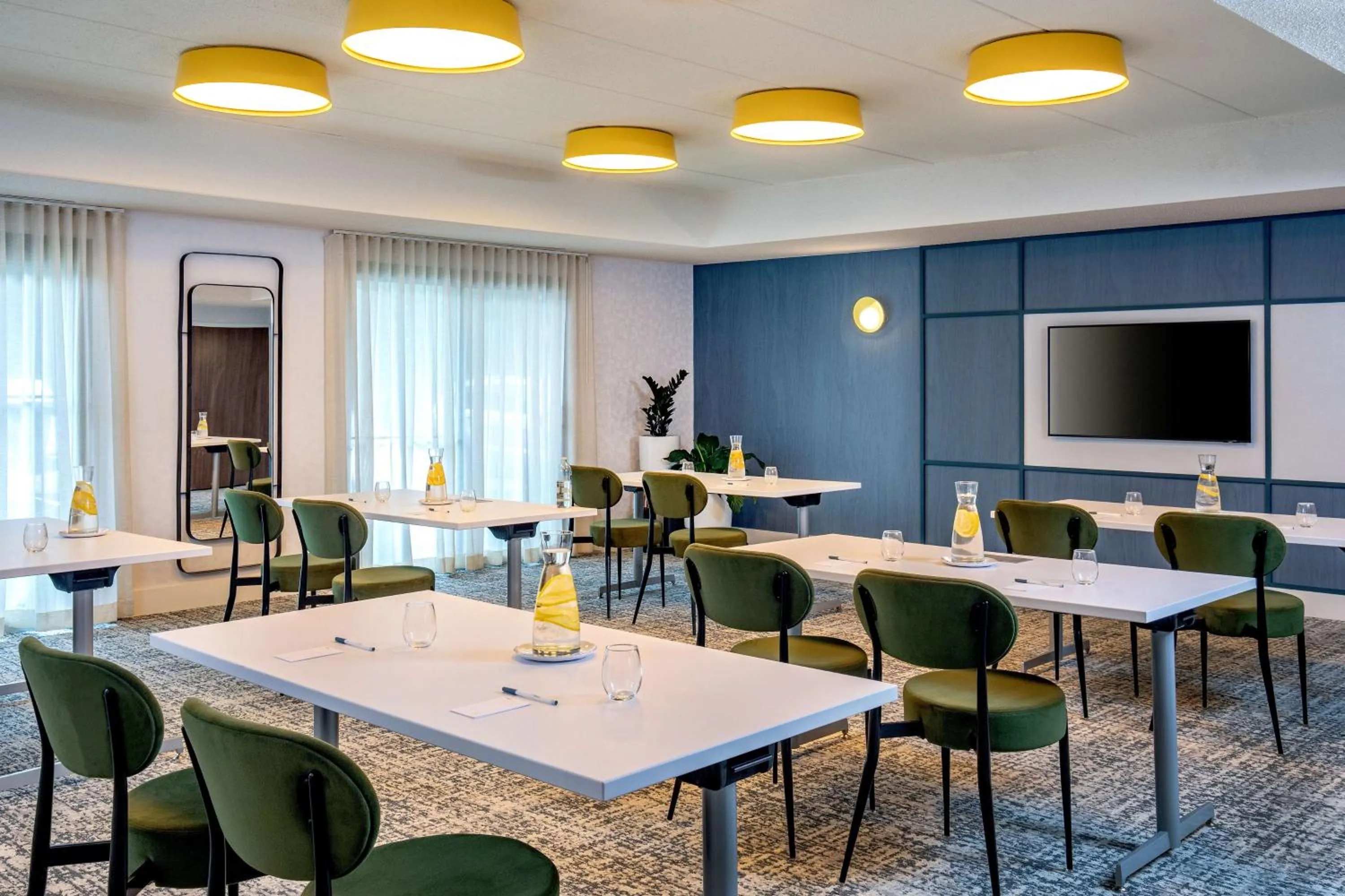 Meeting/conference room in Sonesta Select Boston Foxborough Mansfield