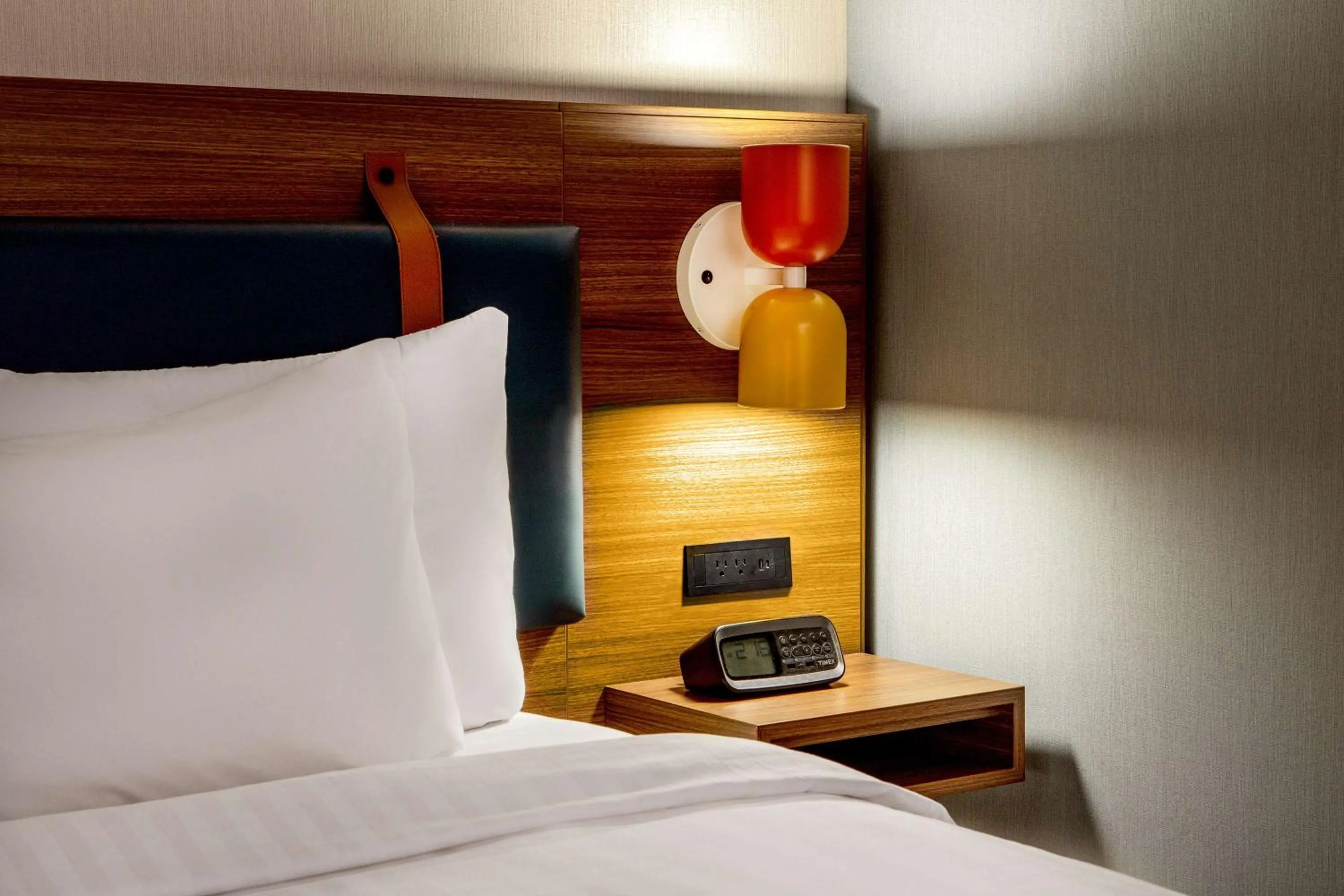 Bedroom, Bed in Sonesta Select Boston Foxborough Mansfield