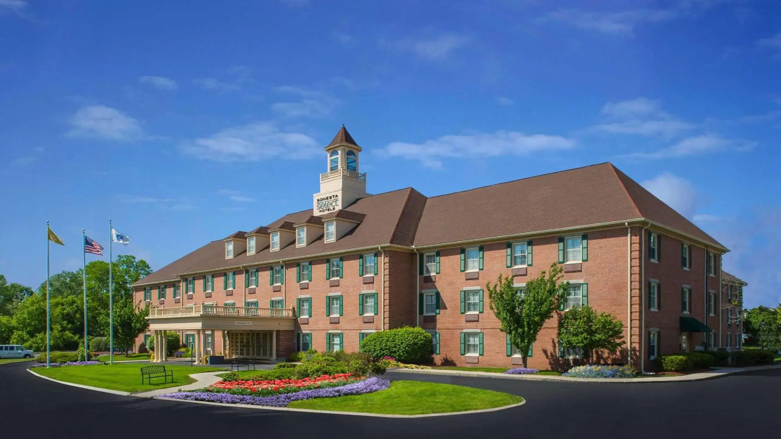 Property building in Sonesta Select Boston Lowell Chelmsford Property building in Sonesta Select Boston Lowell Chelmsford
