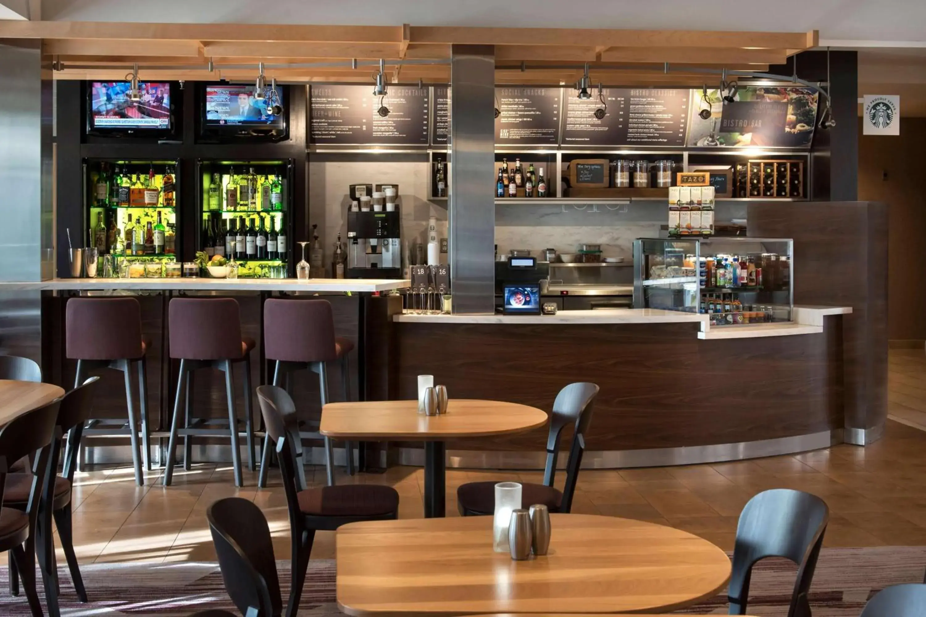 Restaurant/places to eat in Sonesta Select Boston Milford Restaurant/places to eat in Sonesta Select Boston Milford