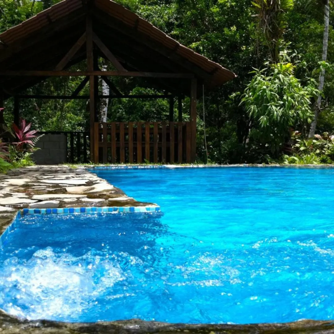 Swimming pool in Princesa de la Luna Ecolodge
