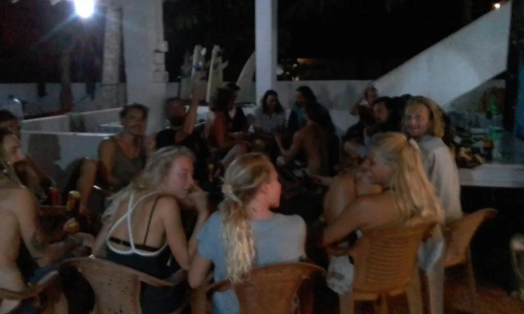 Restaurant/places to eat in Jayanthi Surf Dreams